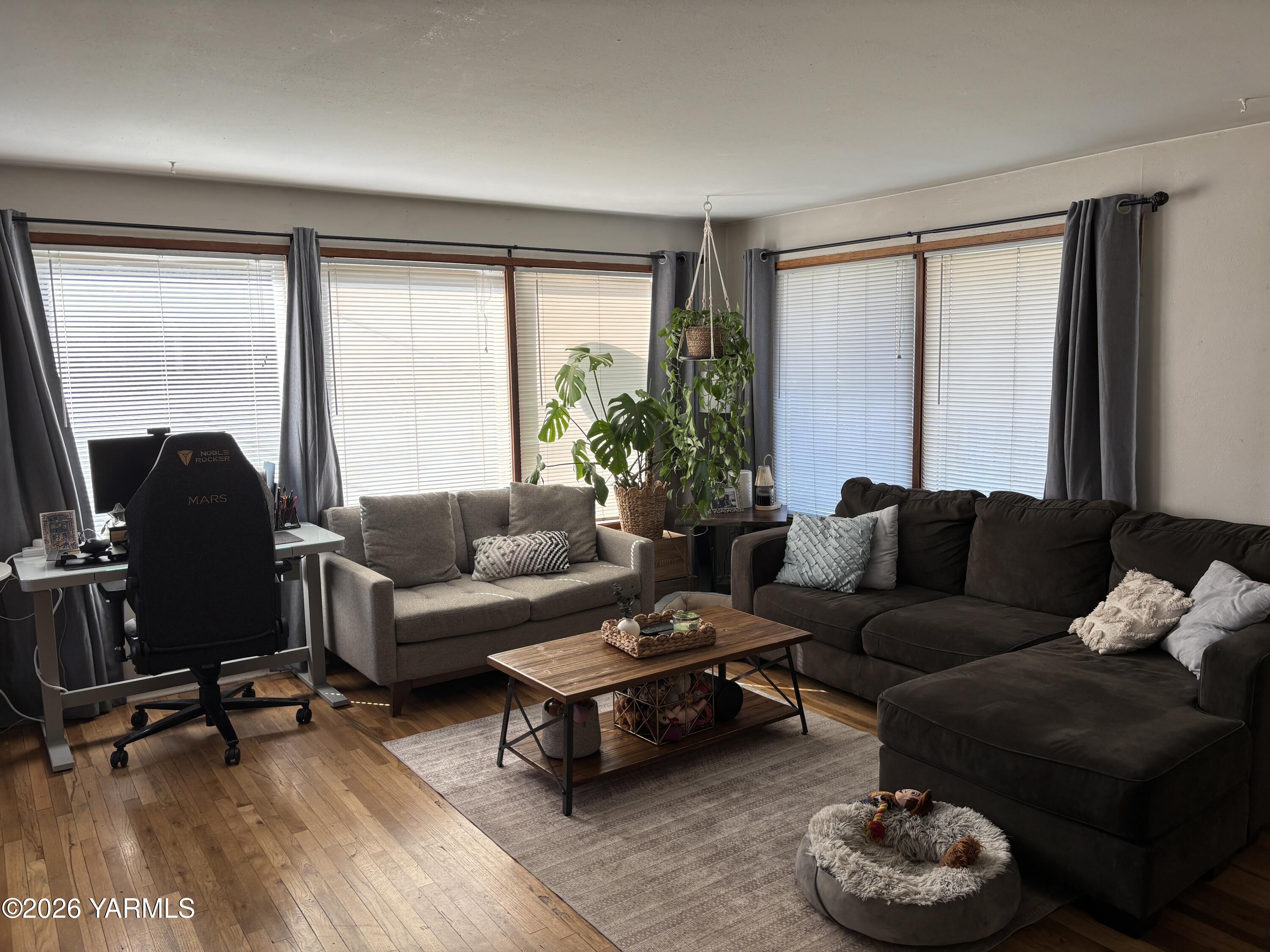 806/808 S 35th Ave Unit: 806/808