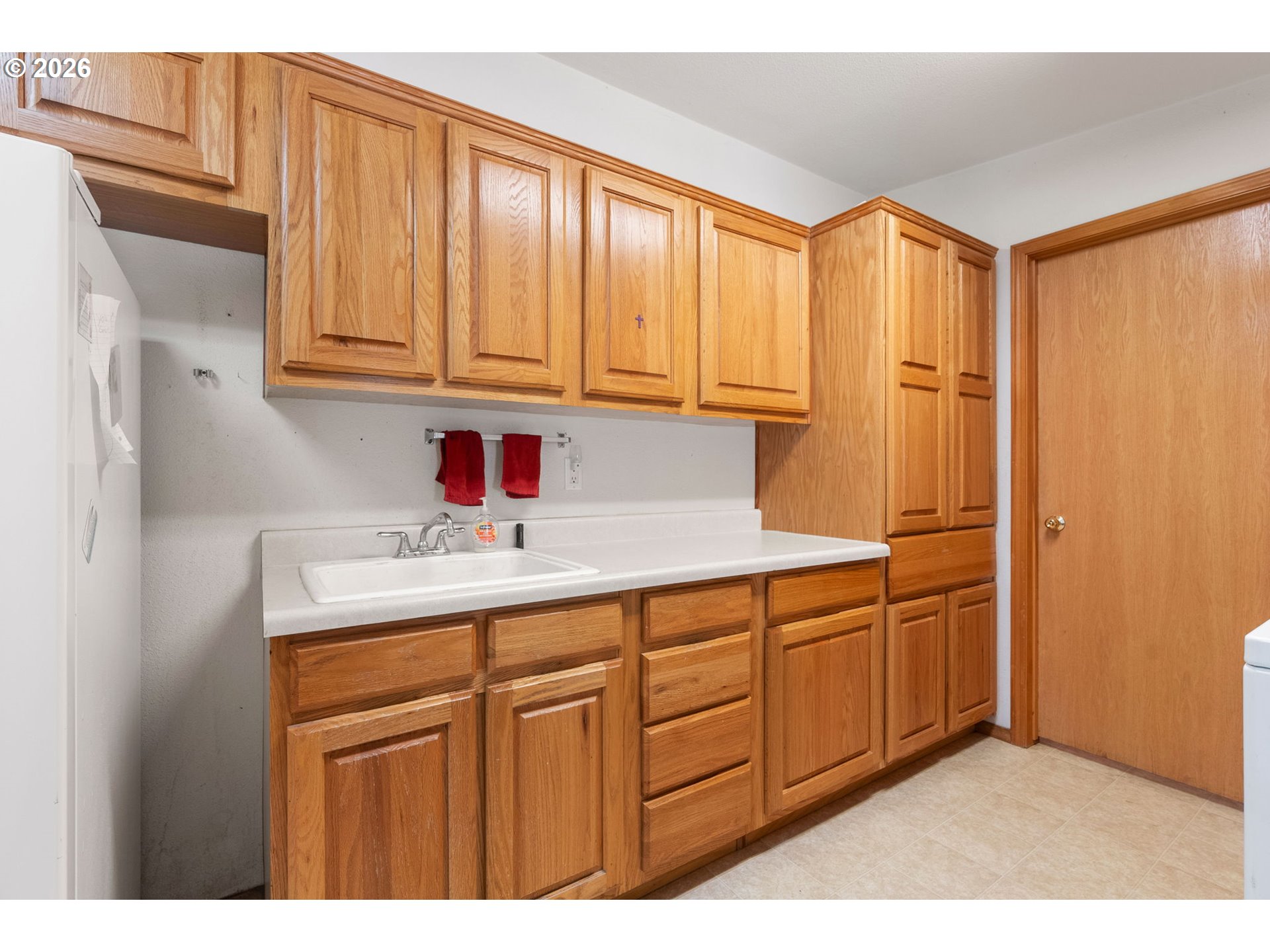 351 WOODLAND RD