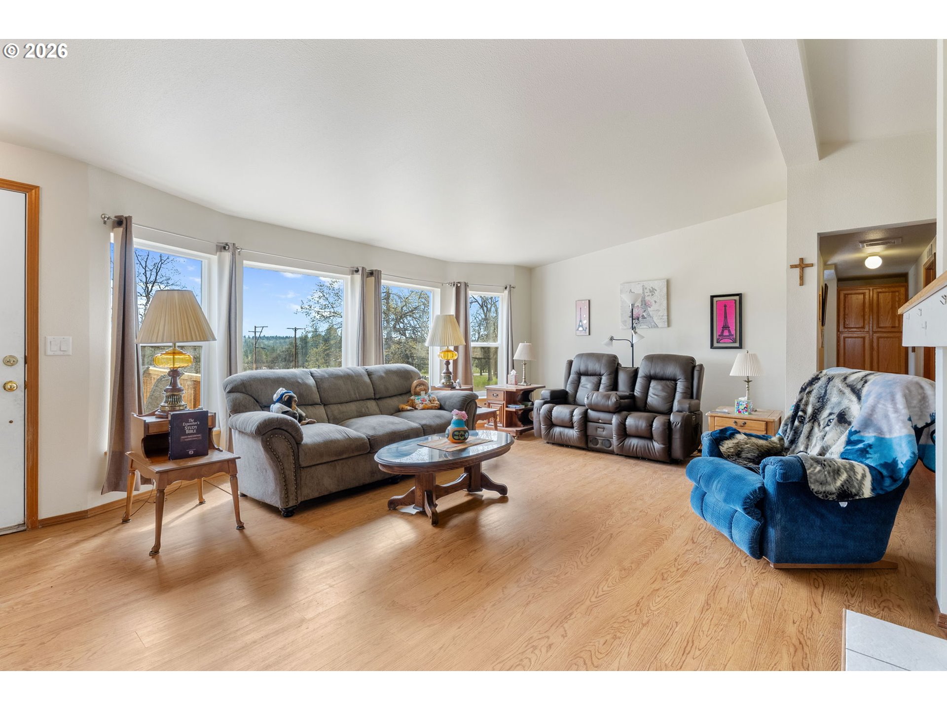 351 WOODLAND RD