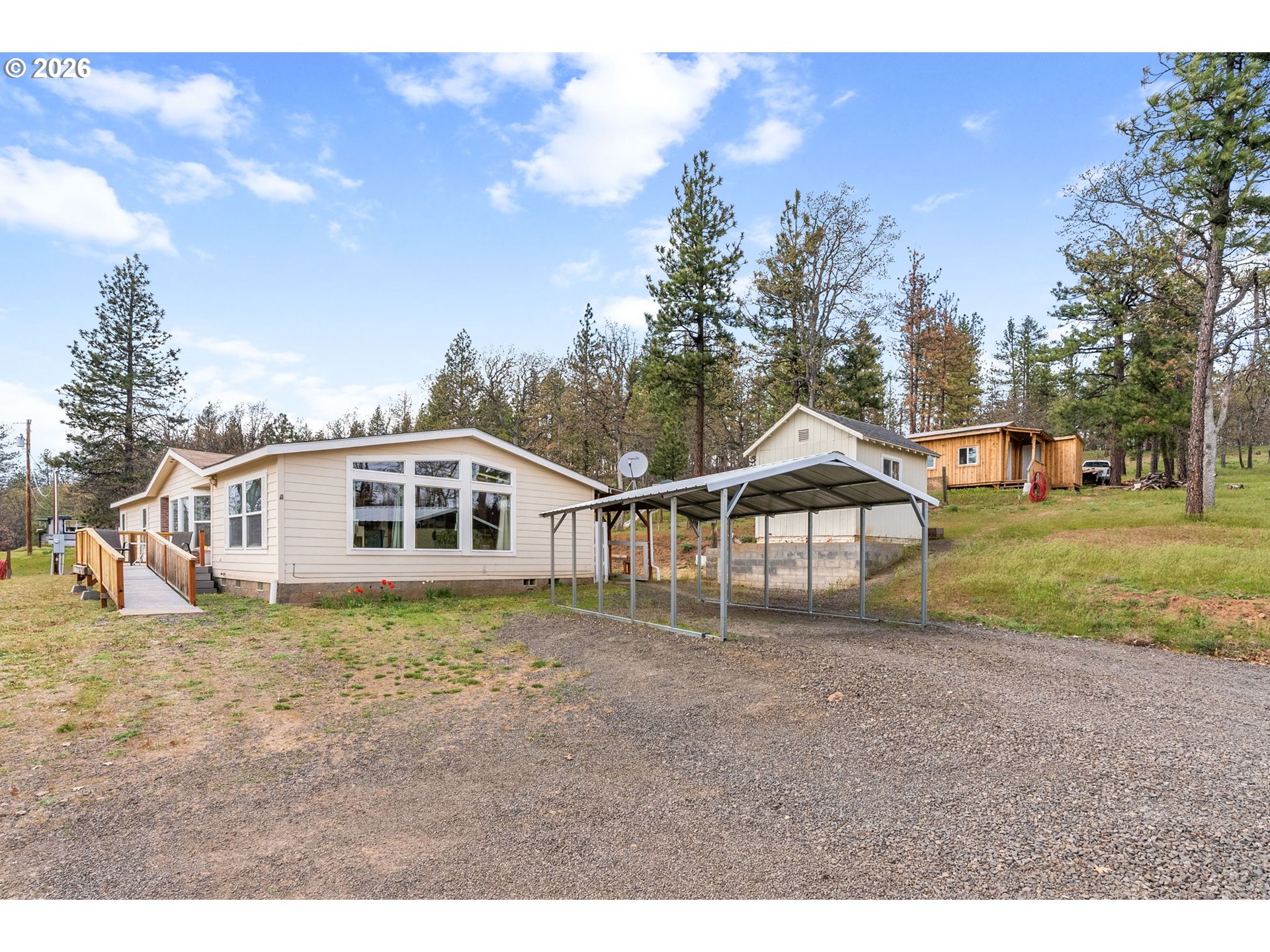351 WOODLAND RD