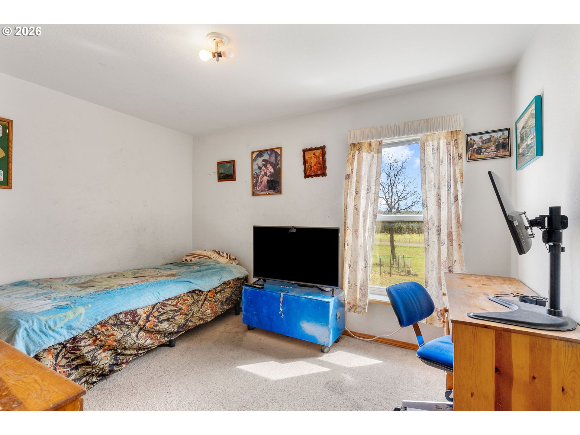 351 WOODLAND RD
