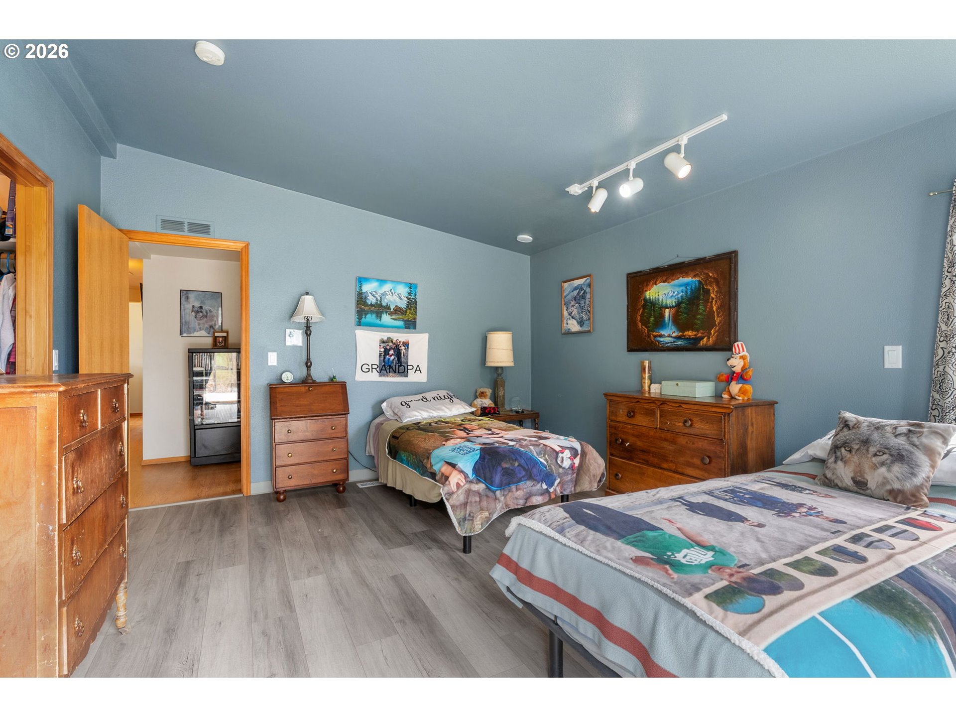 351 WOODLAND RD