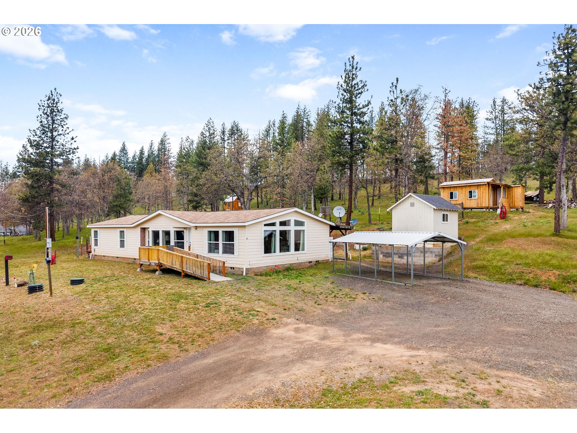 351 WOODLAND RD
