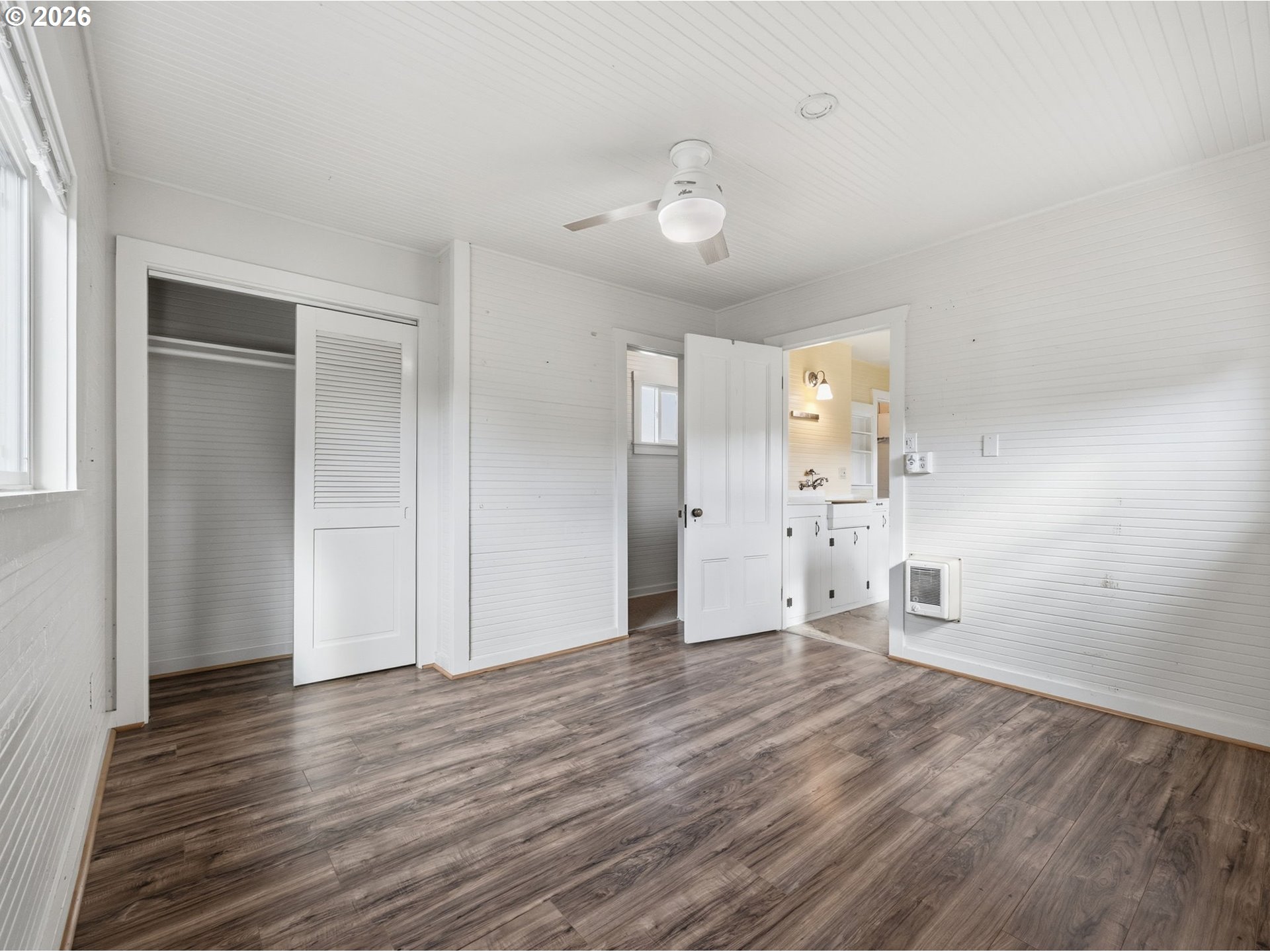 908/910 N FRANKLIN ST