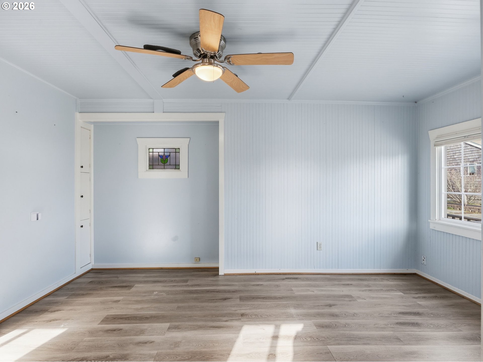 908/910 N FRANKLIN ST