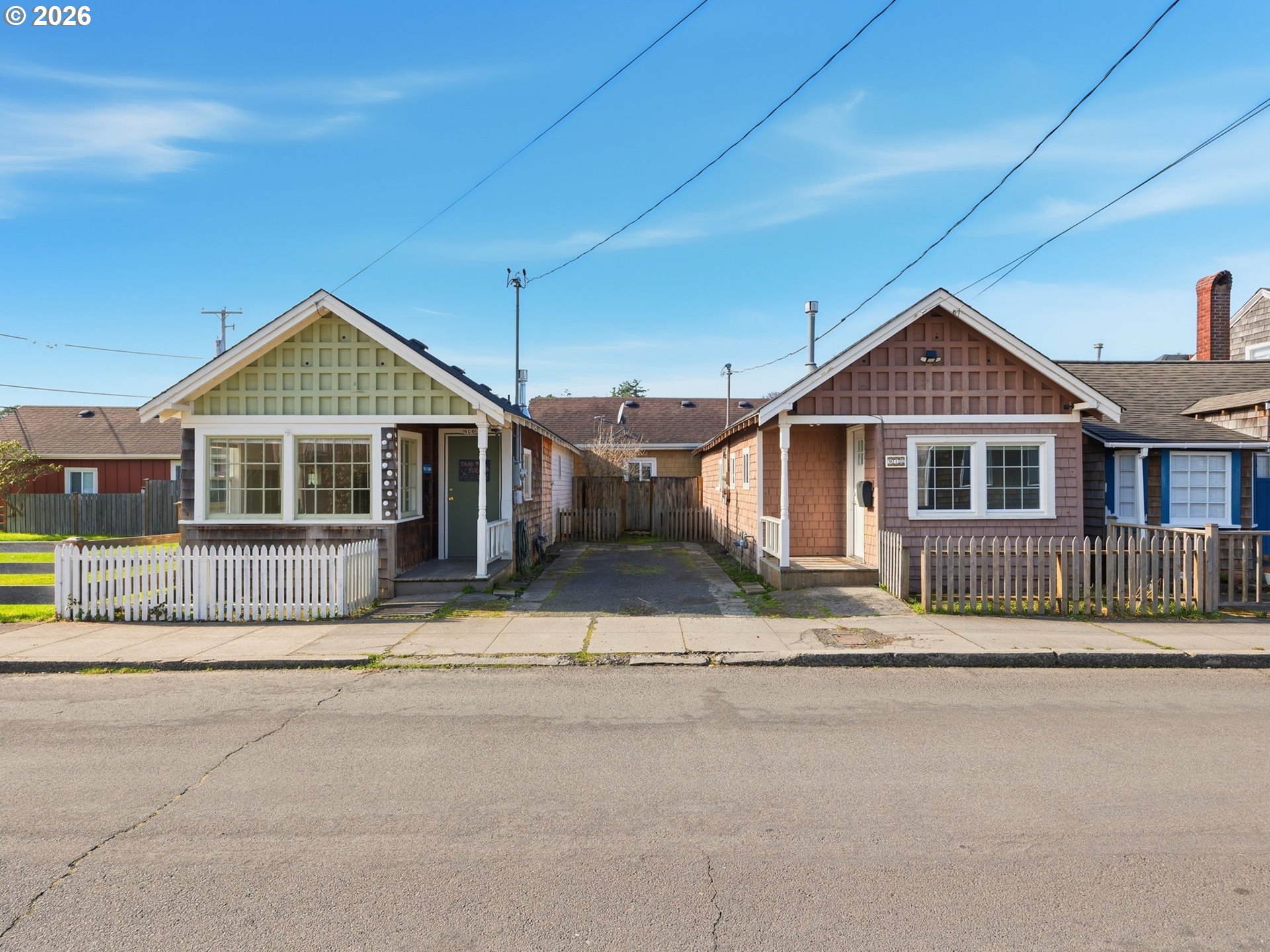 908/910 N FRANKLIN ST