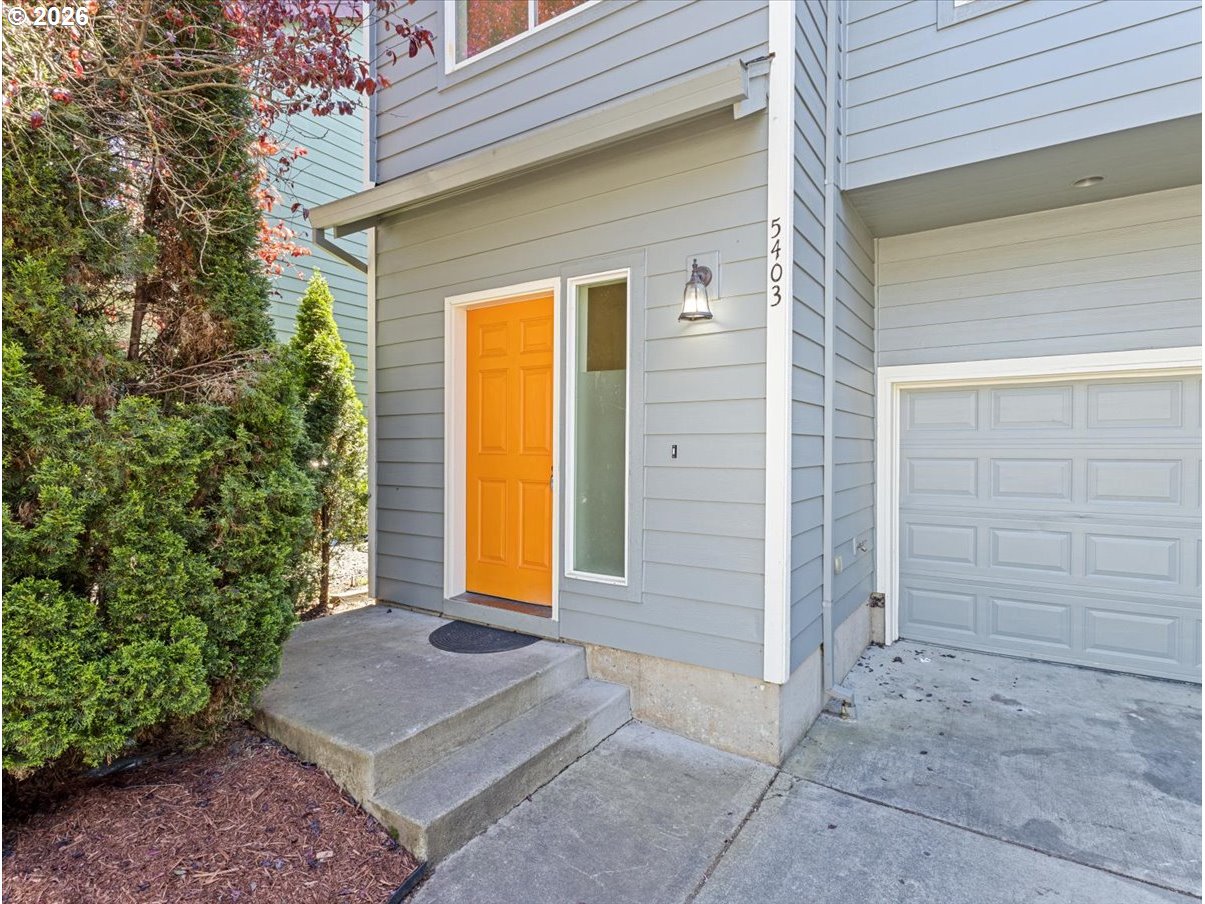 5401 NE 29TH CIR