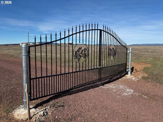 173 THREE SPURS LOOP