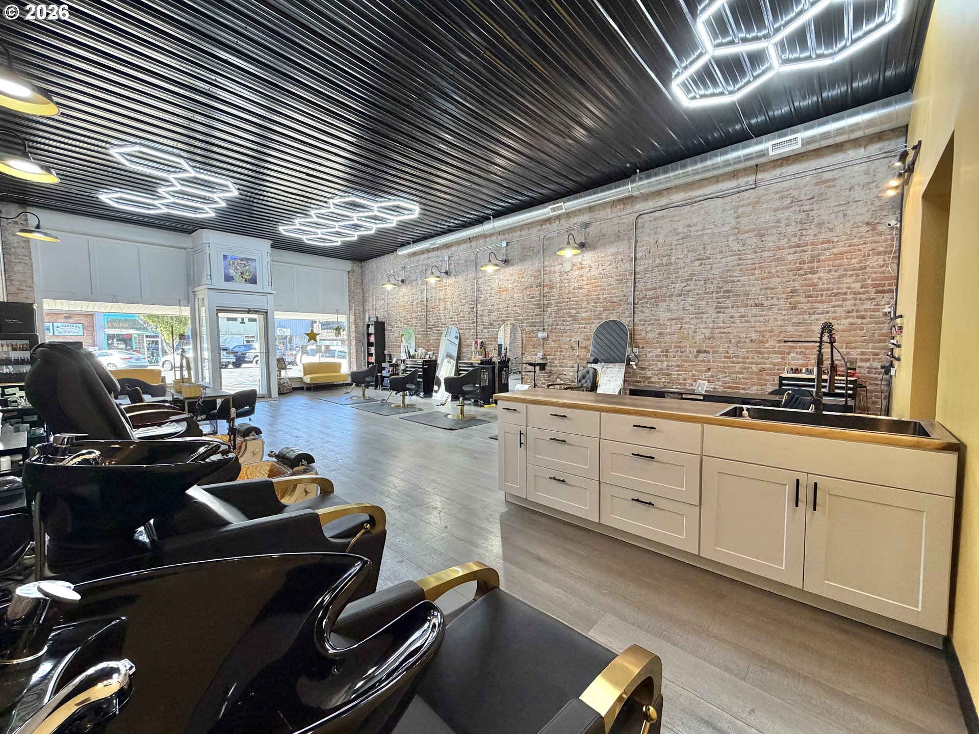 119 W Main ST