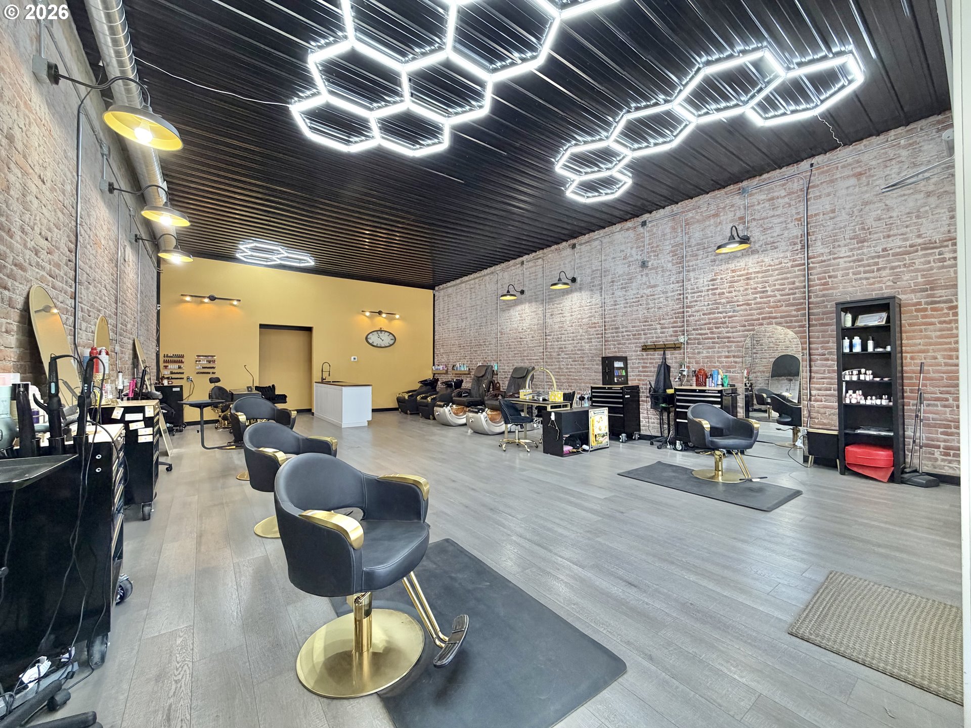 119 W Main ST