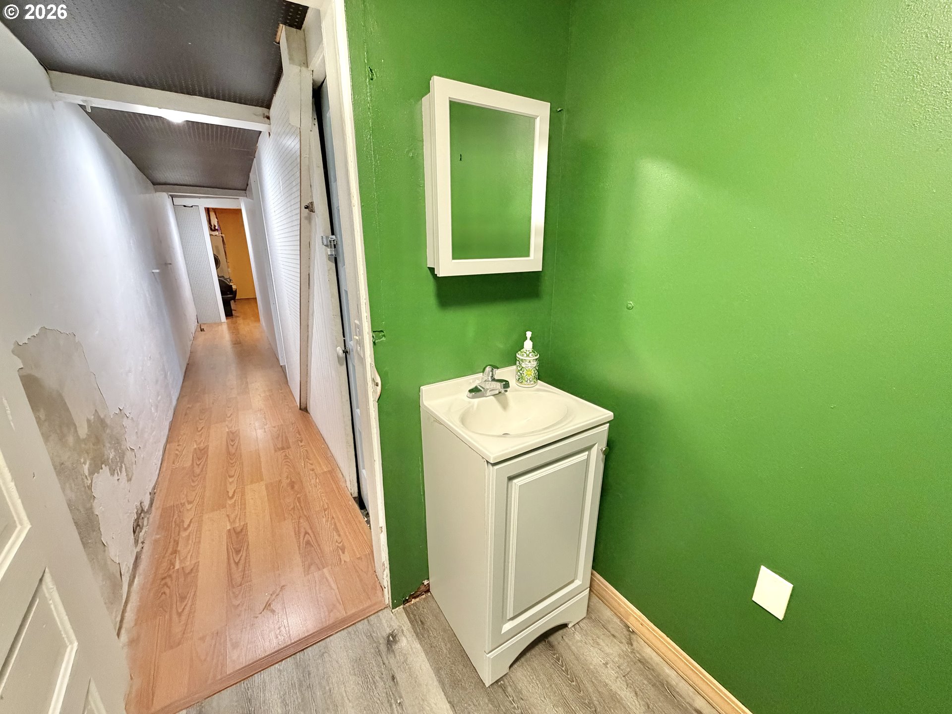 119 W Main ST