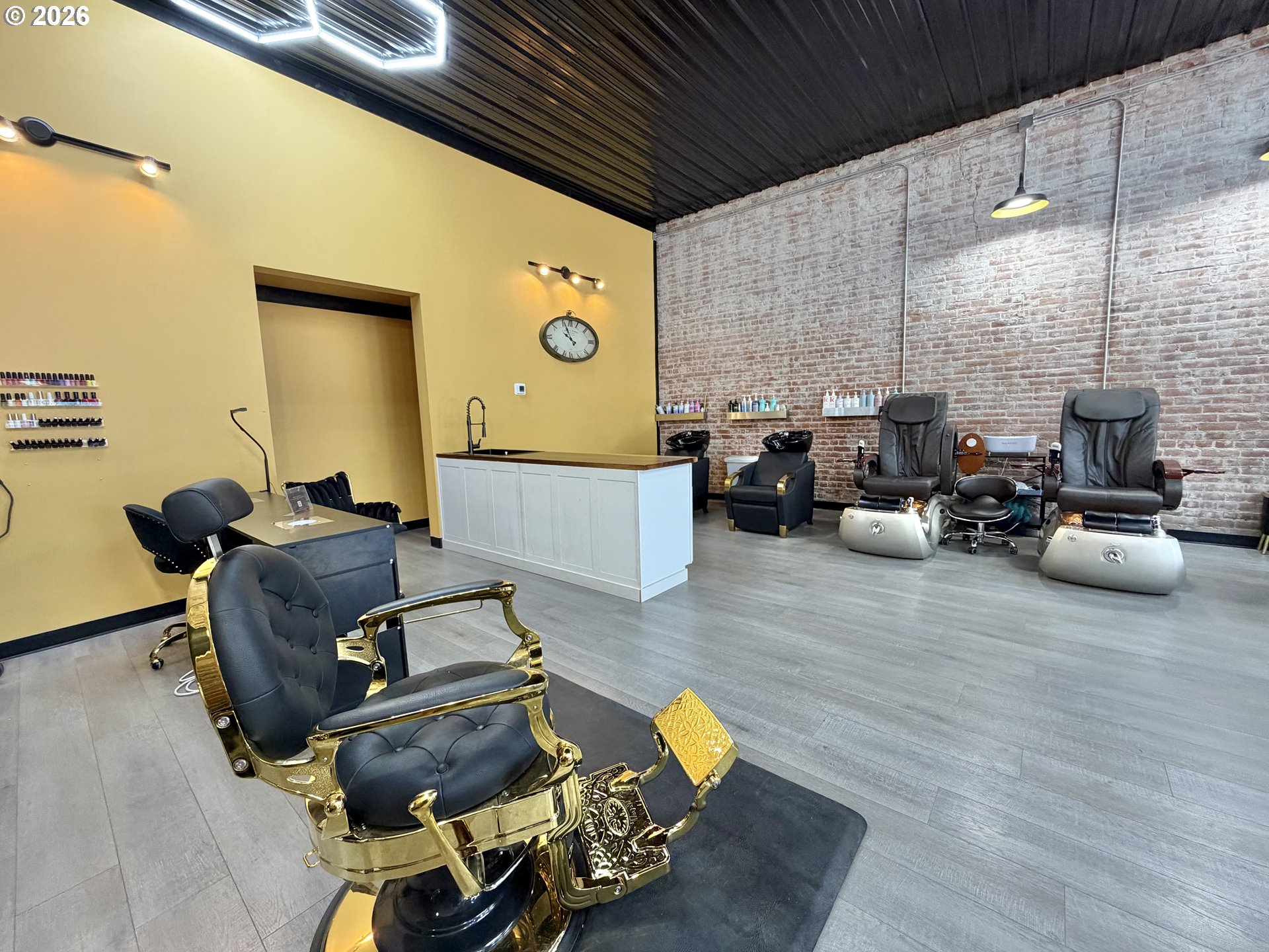 119 W Main ST