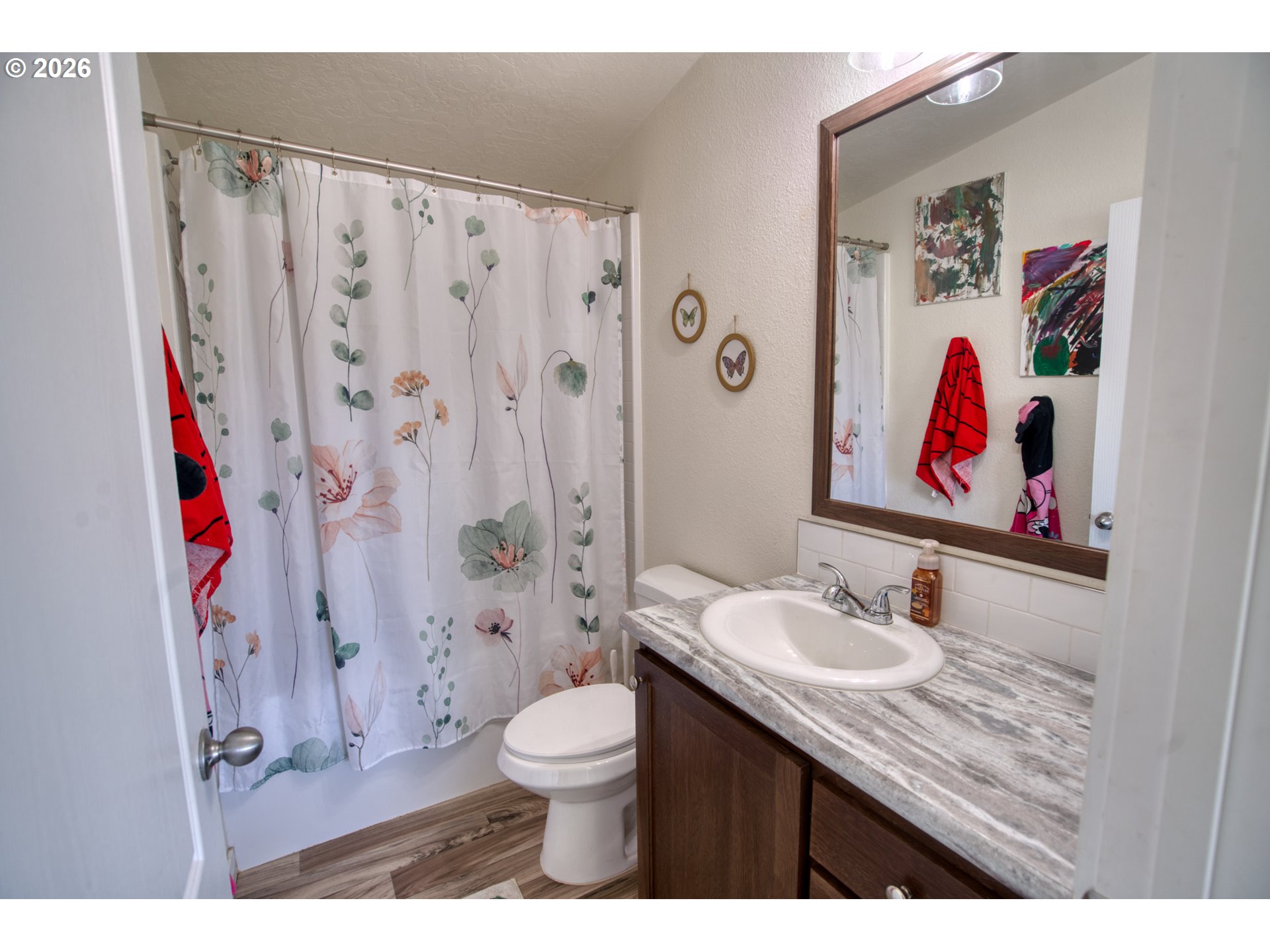 59 SARA VIEW DR