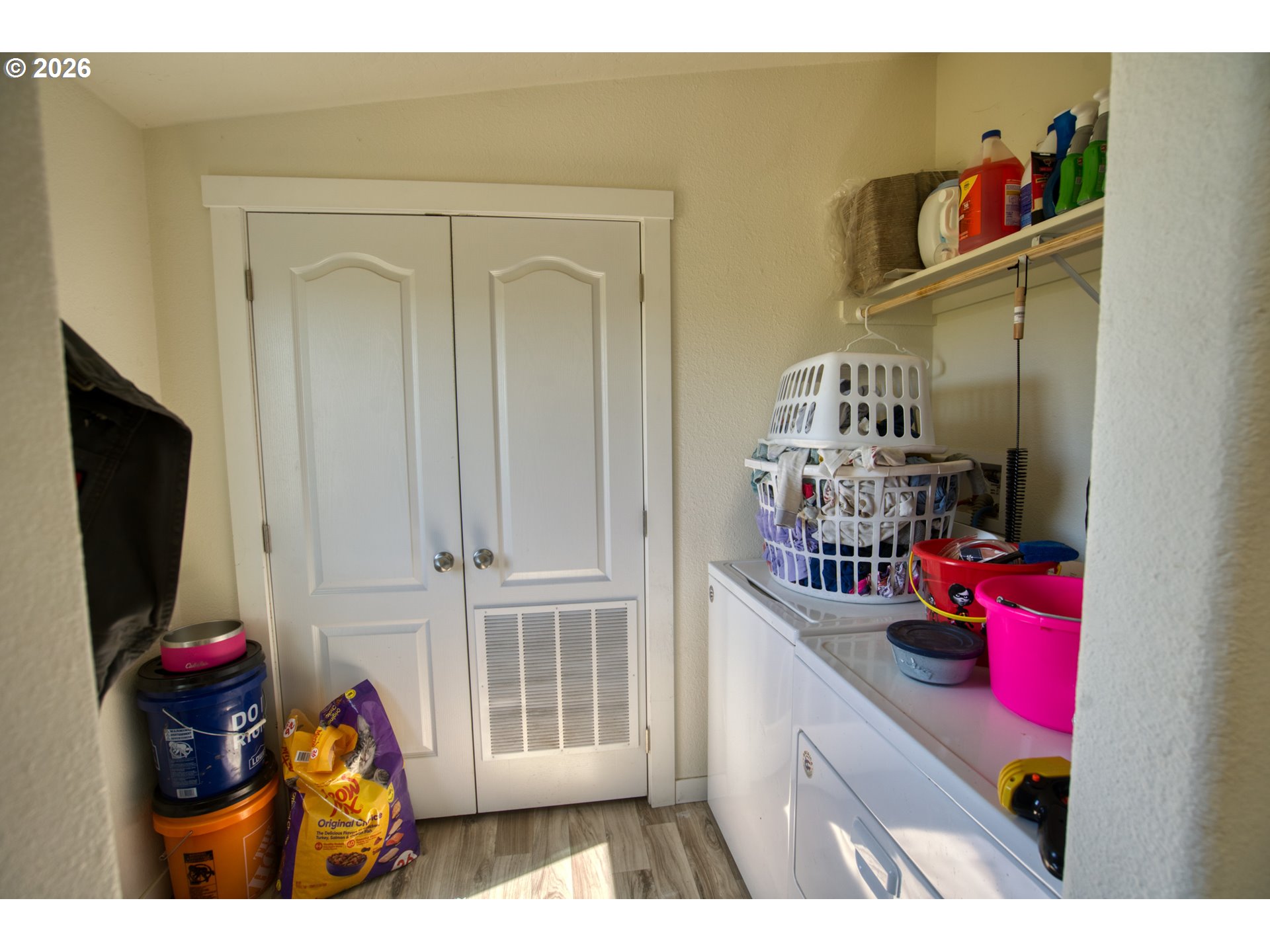 59 SARA VIEW DR