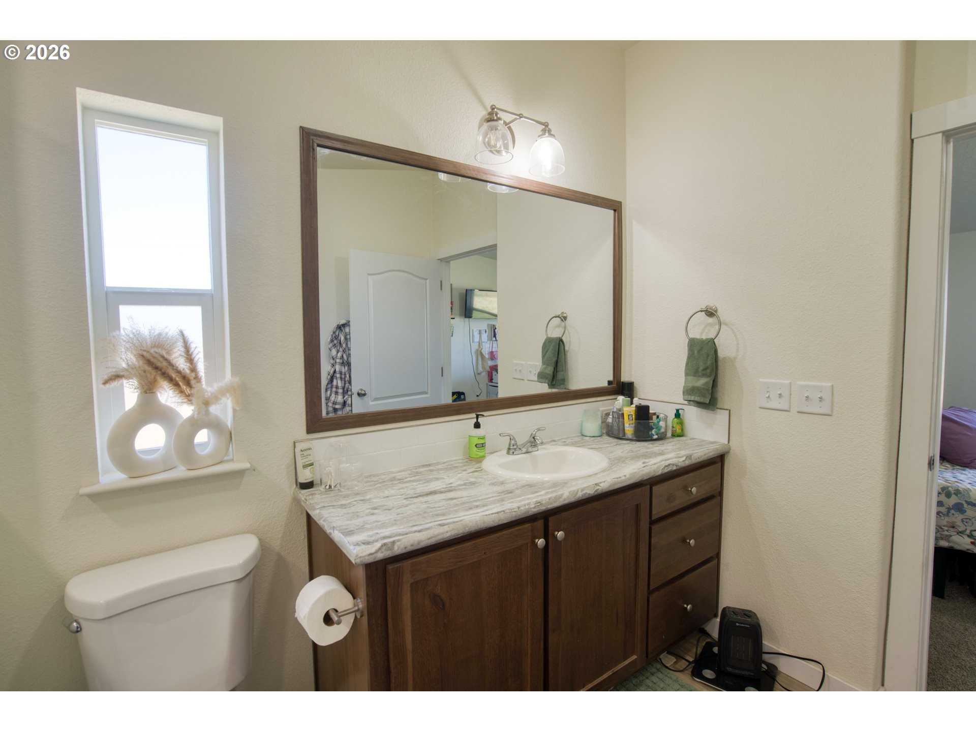 59 SARA VIEW DR