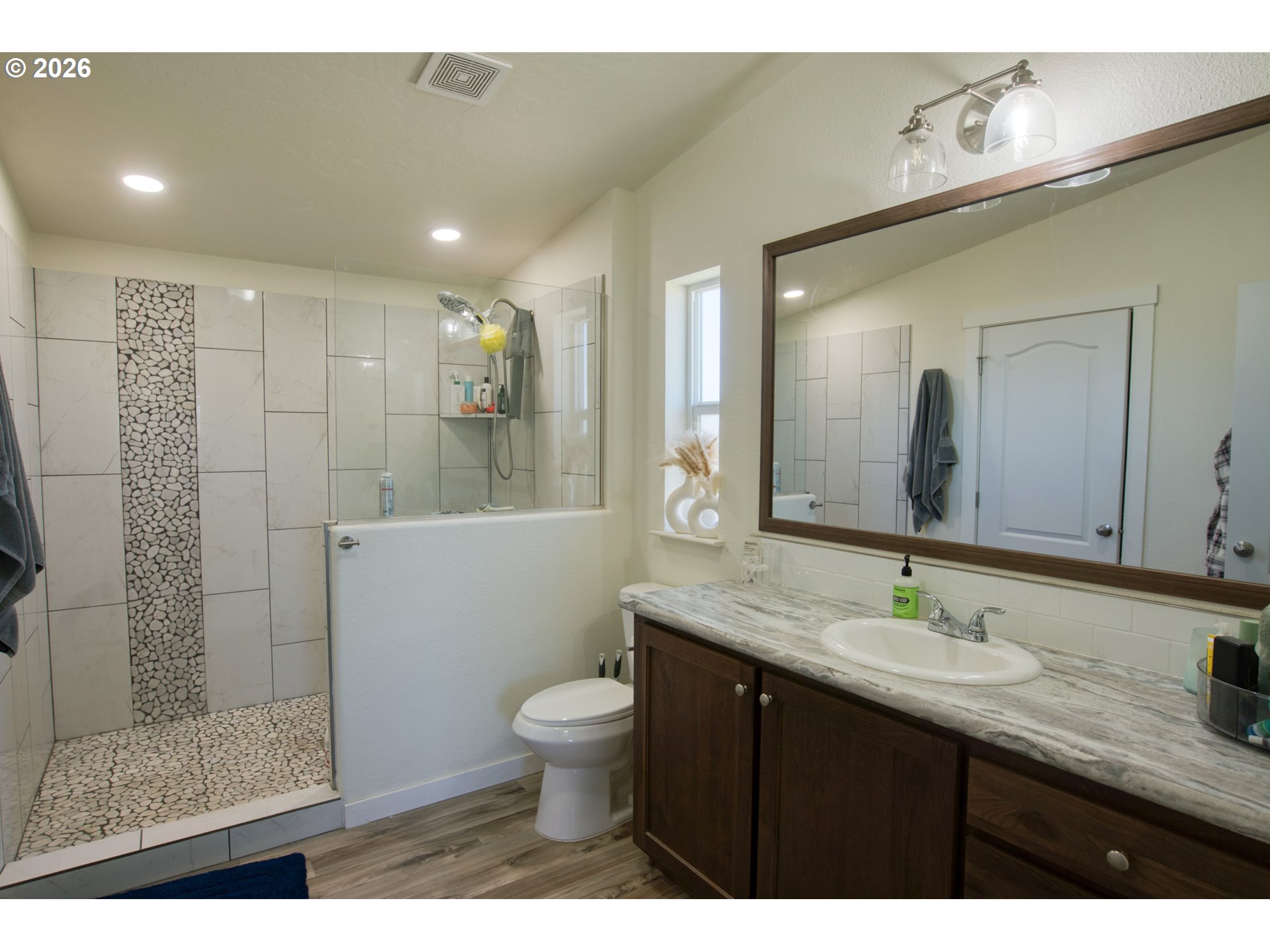 59 SARA VIEW DR