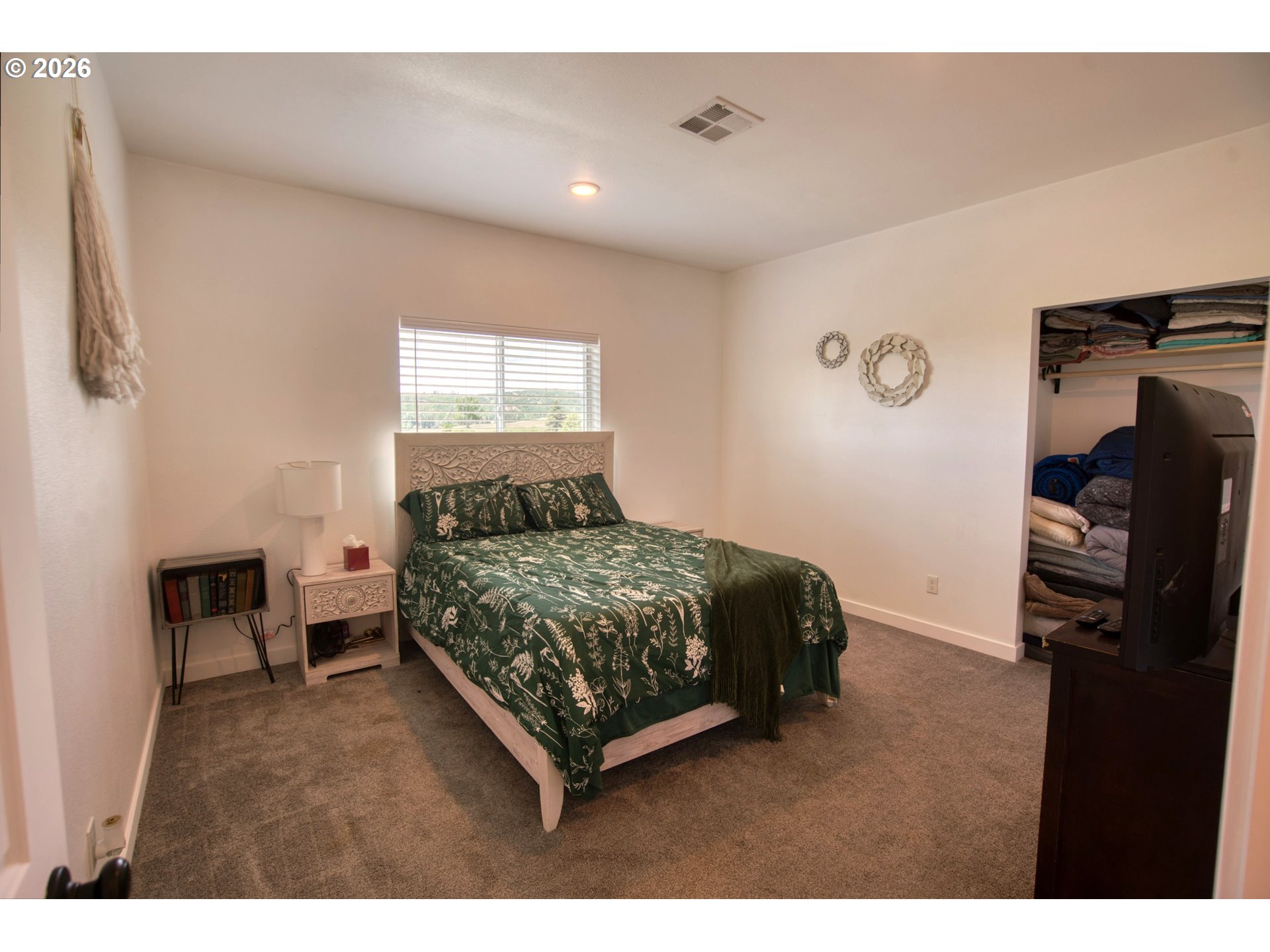 19 Inverness RD
