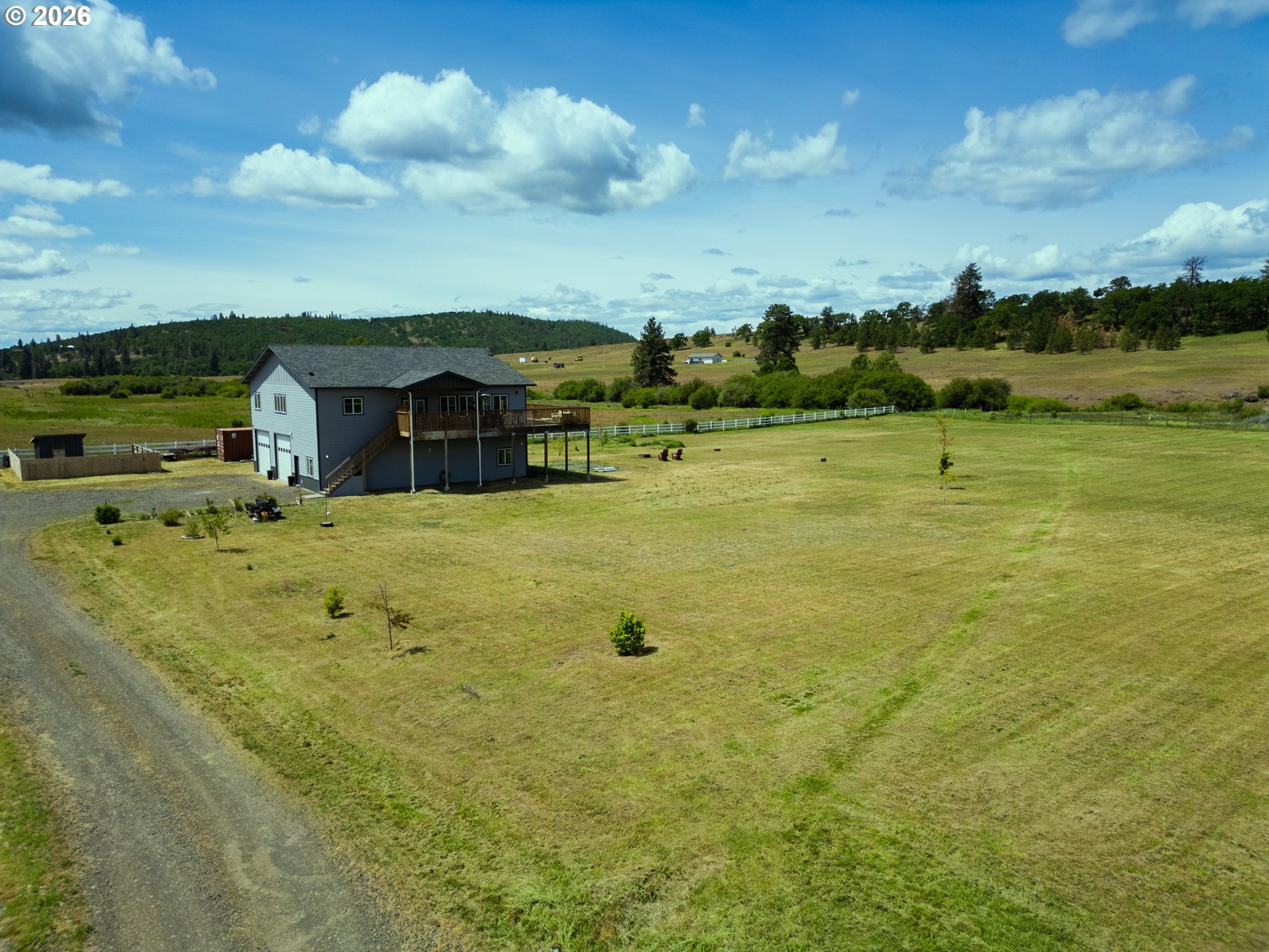 19 Inverness RD