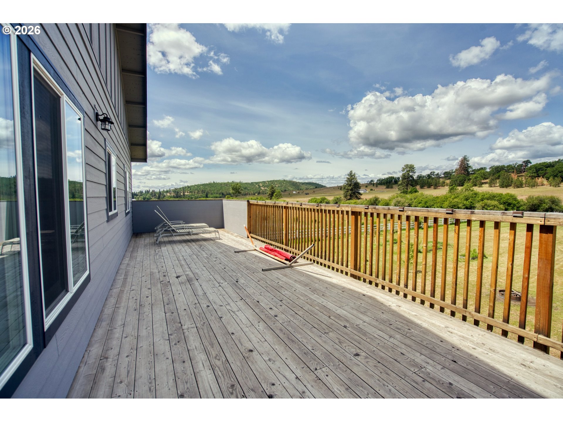 19 Inverness RD