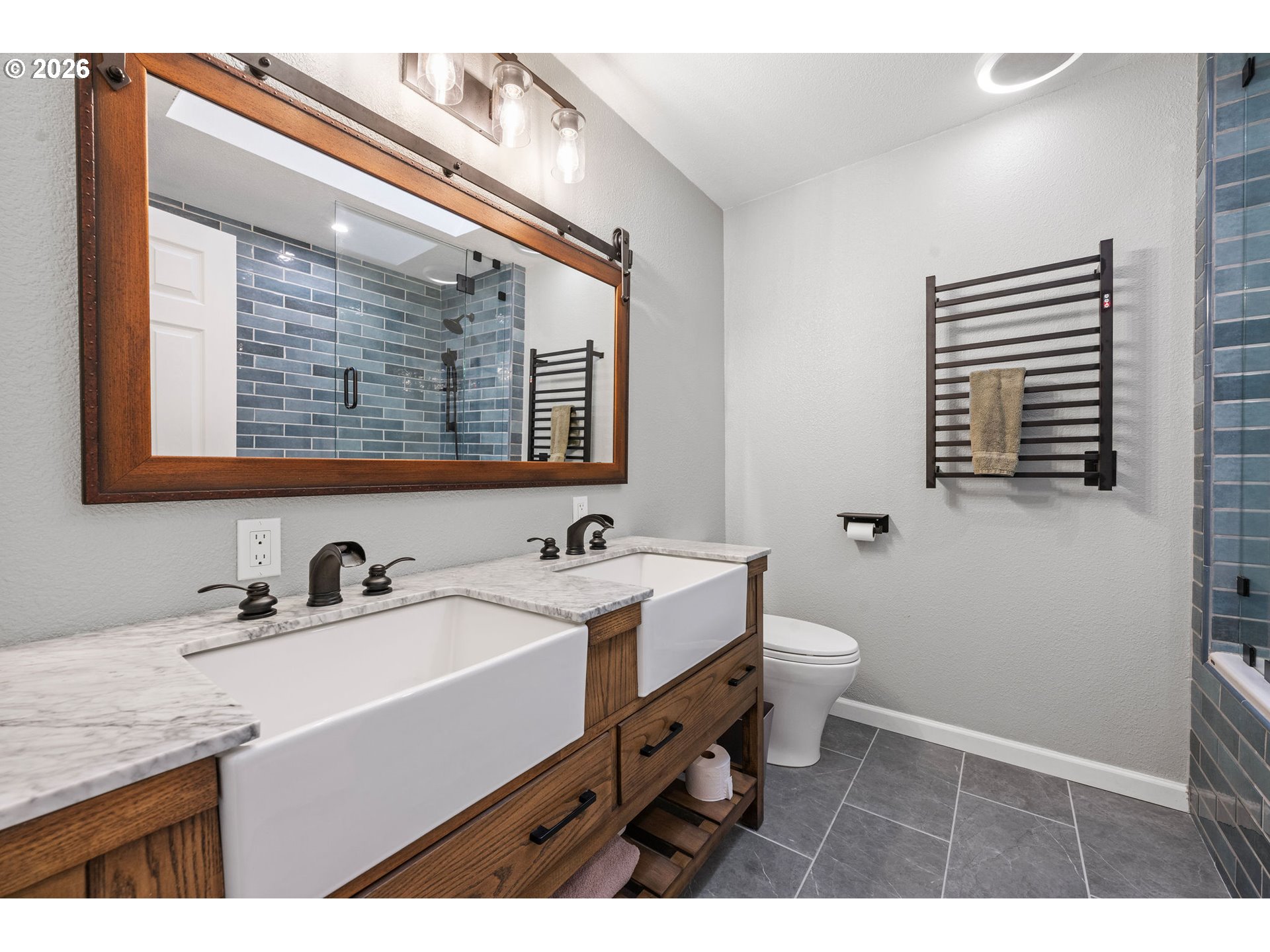 265 WALDORF CIR