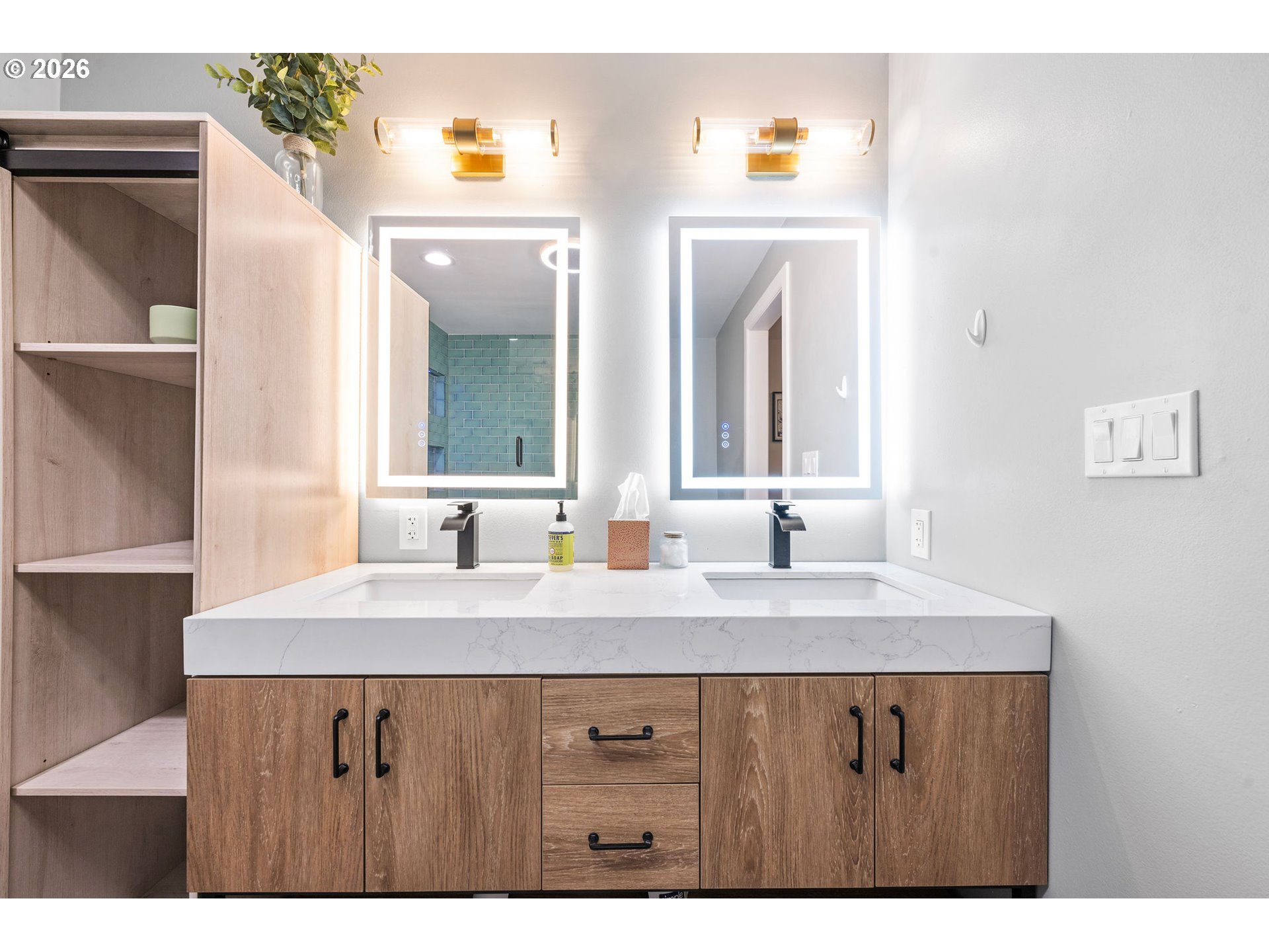 265 WALDORF CIR