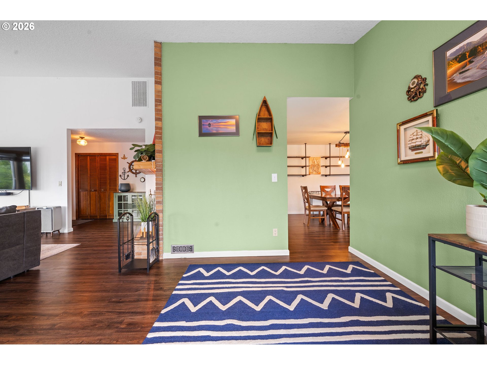 265 WALDORF CIR