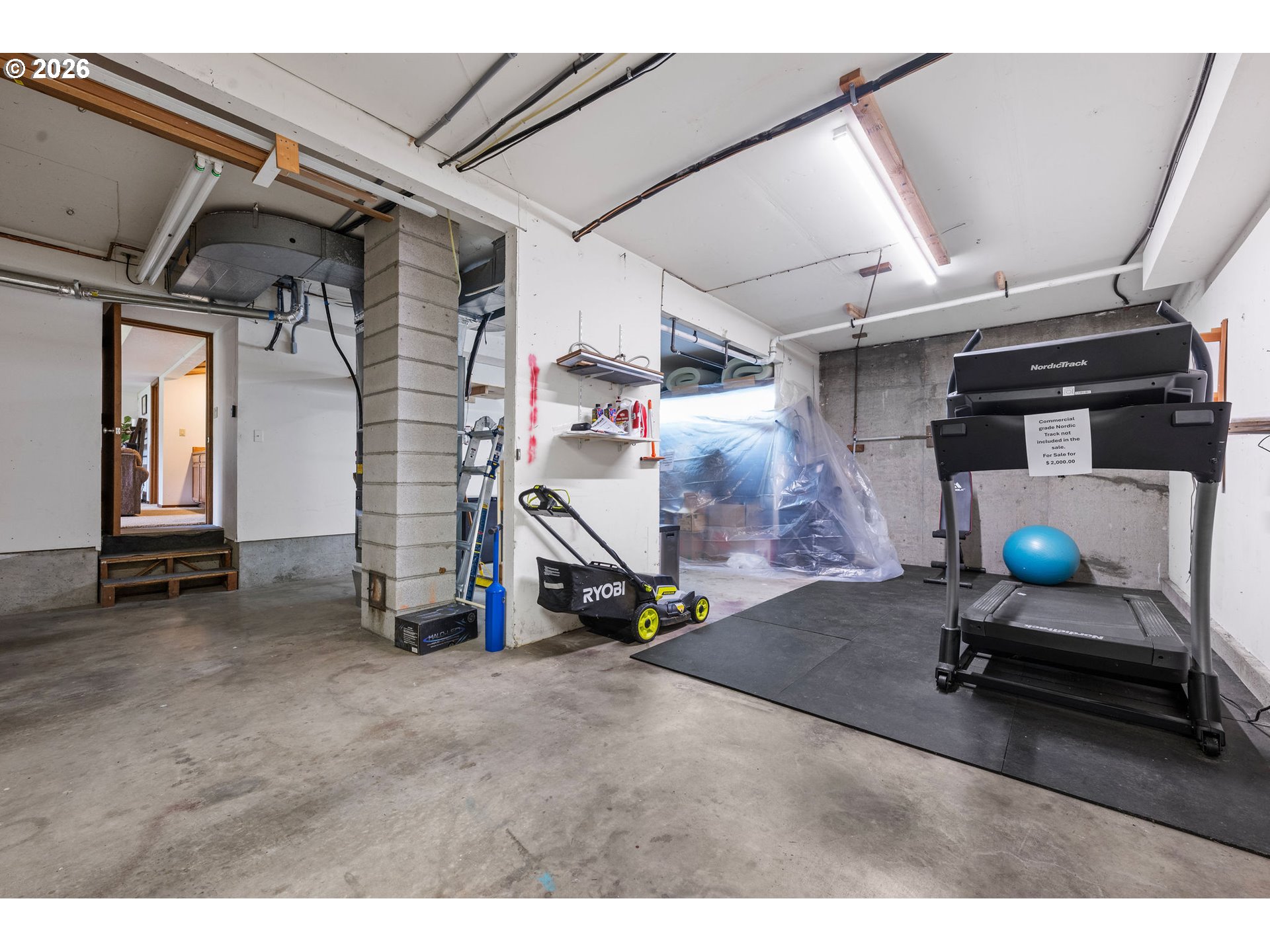 265 WALDORF CIR