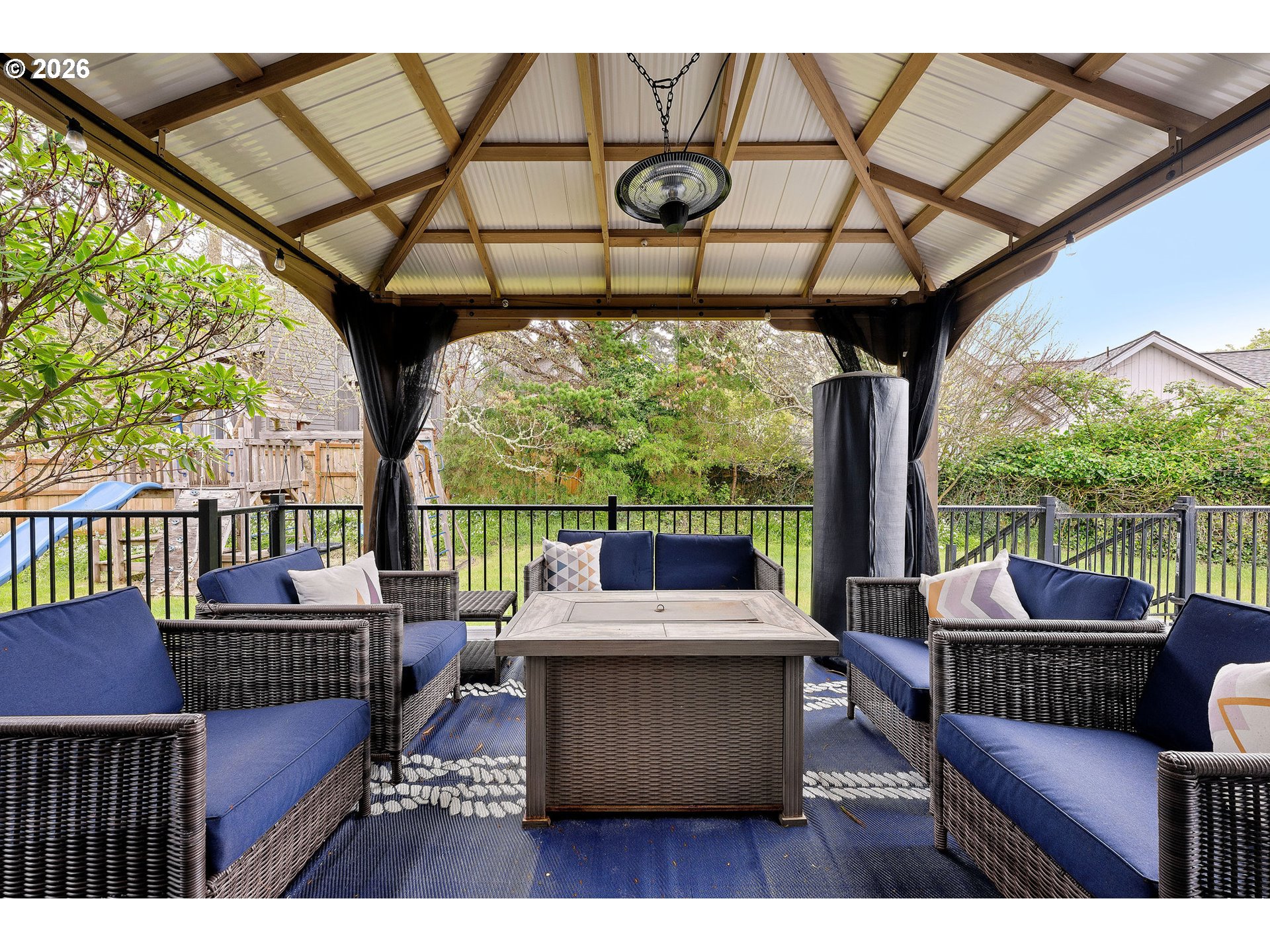 265 WALDORF CIR