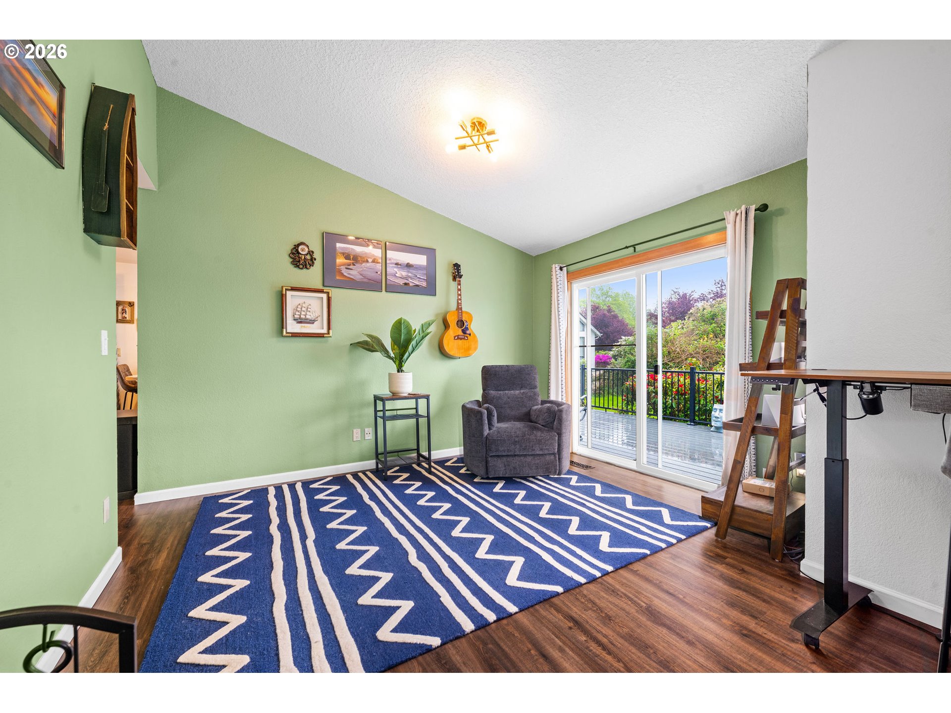 265 WALDORF CIR