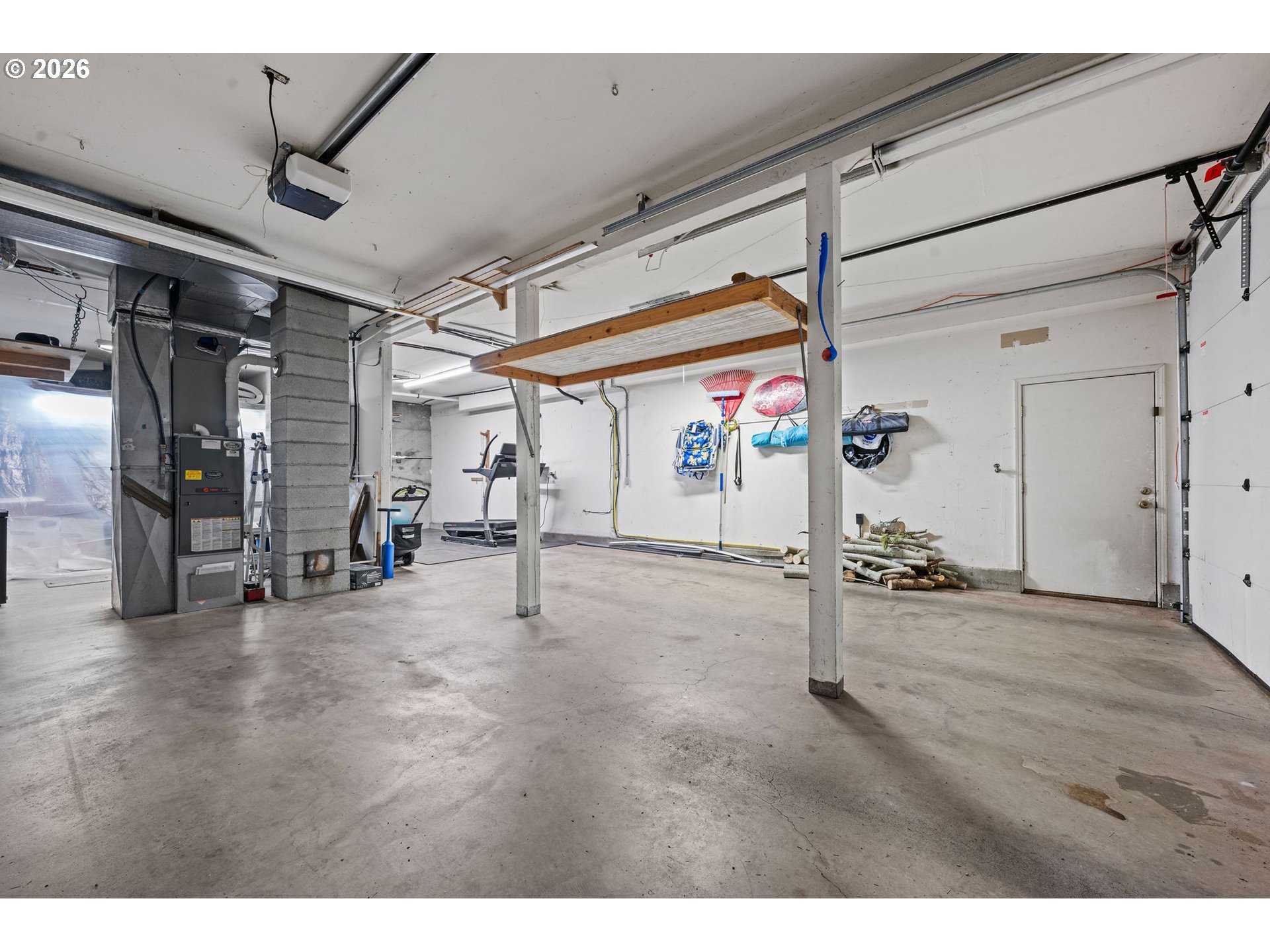 265 WALDORF CIR