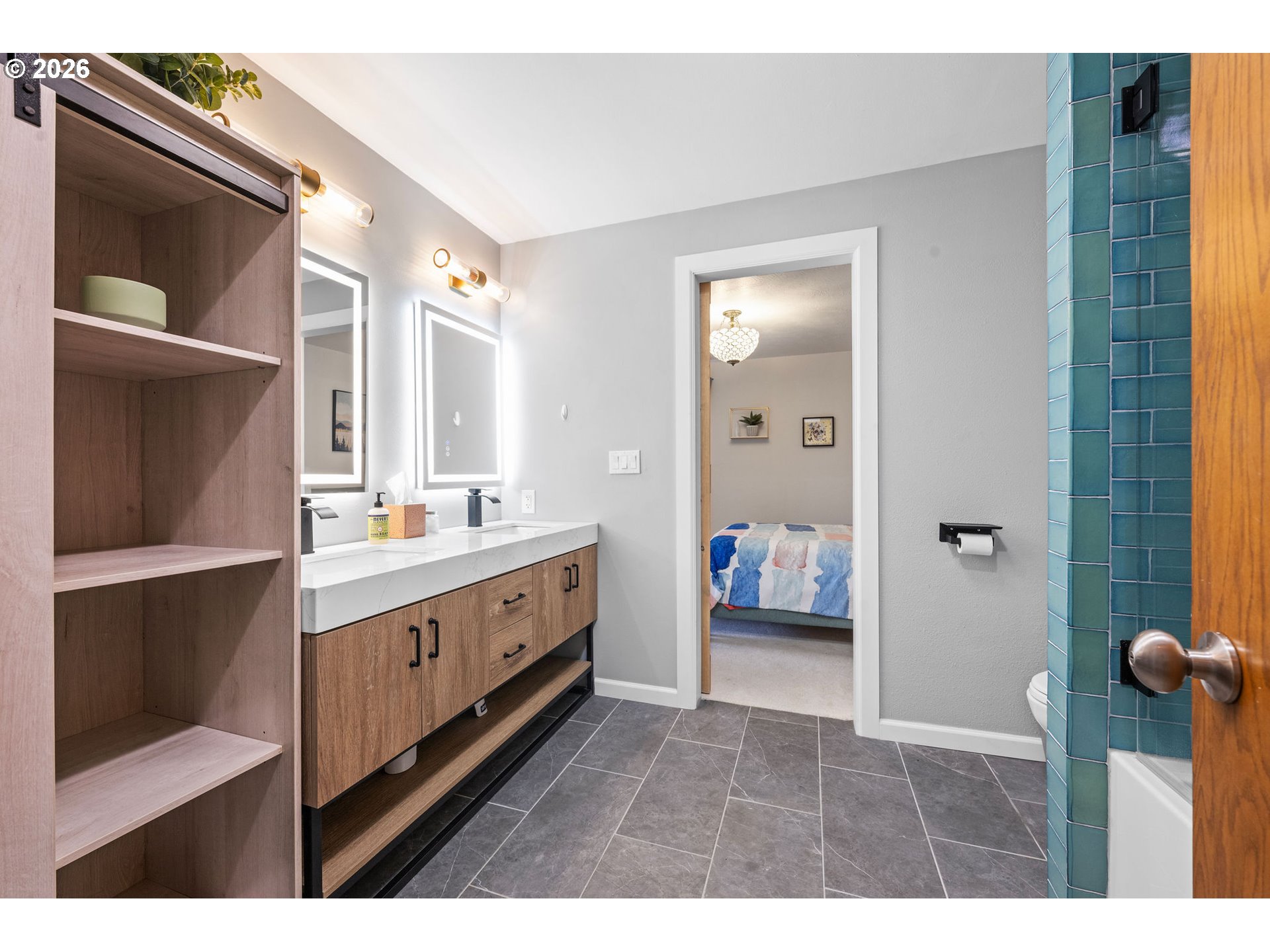 265 WALDORF CIR