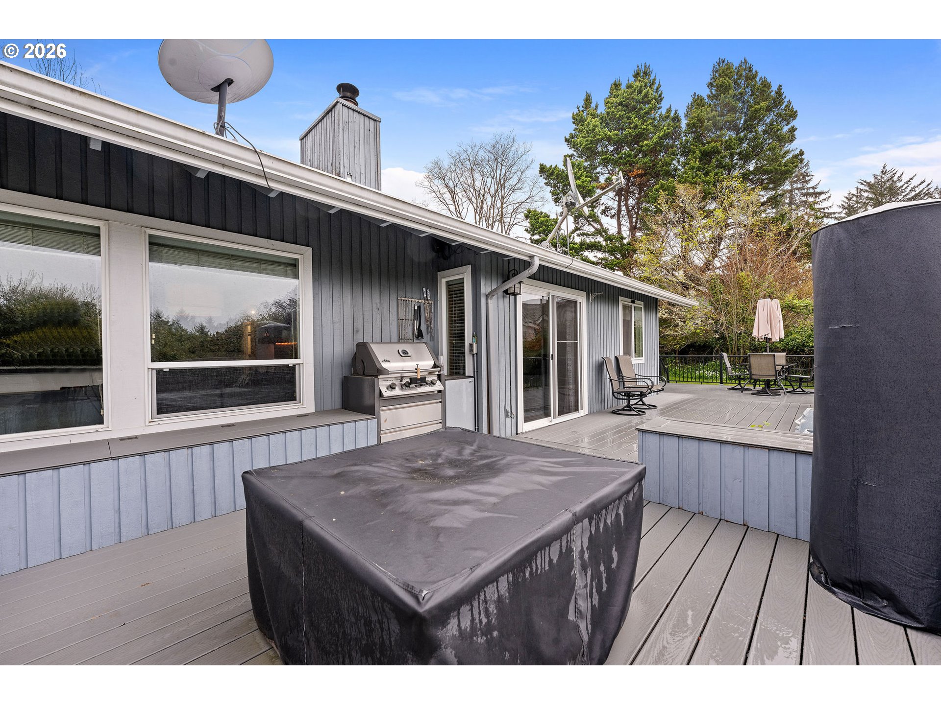 265 WALDORF CIR