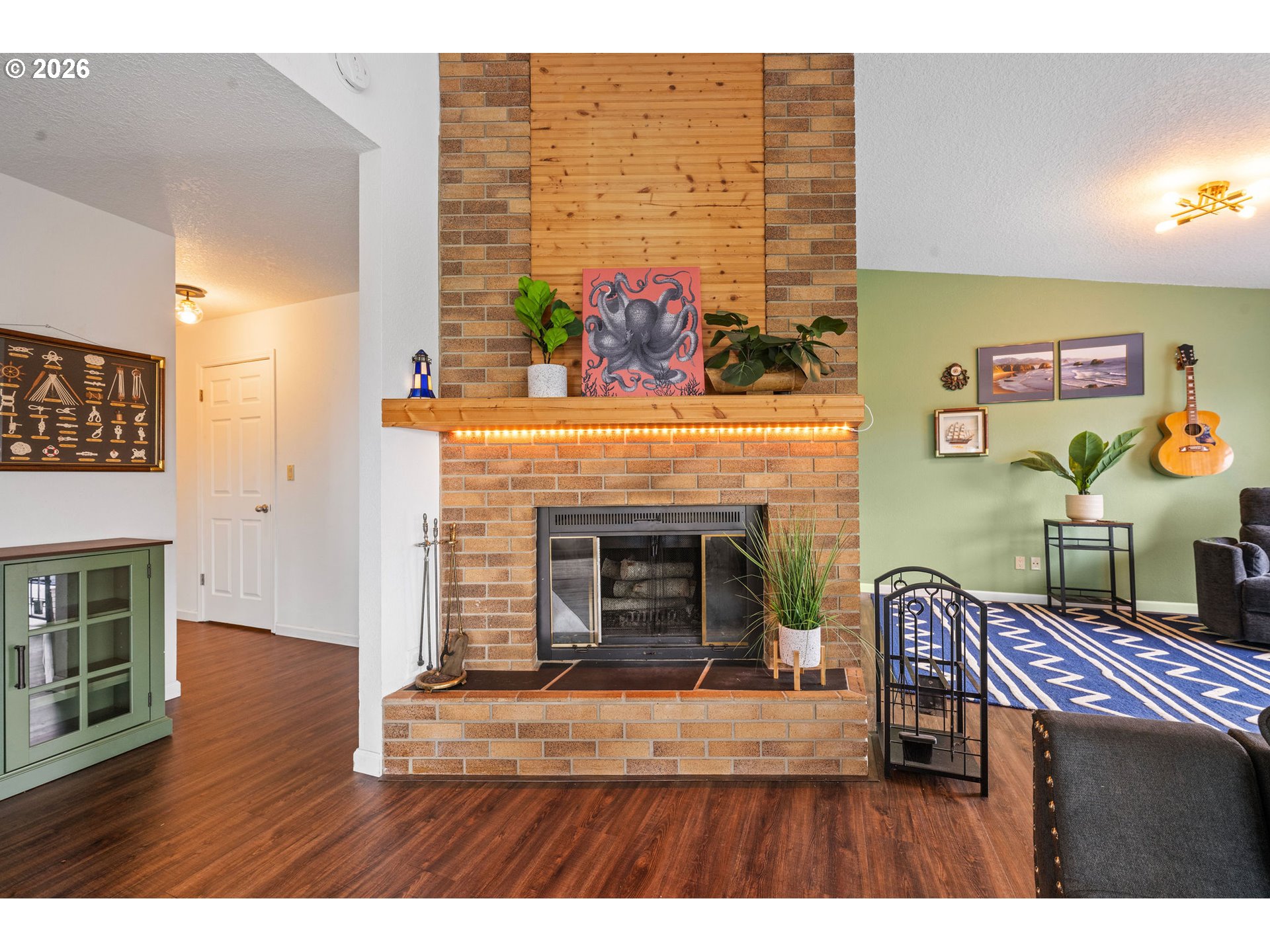 265 WALDORF CIR