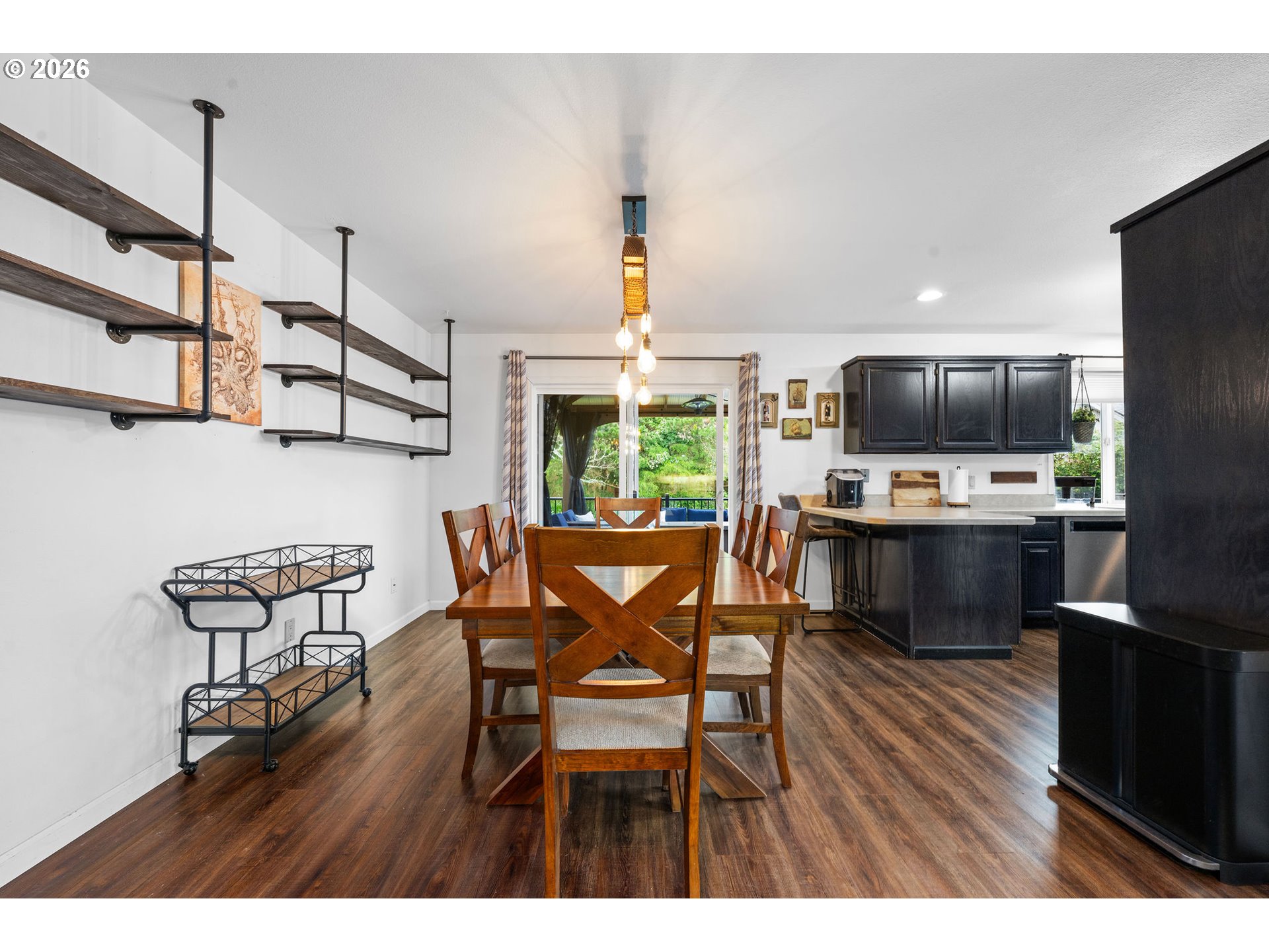 265 WALDORF CIR