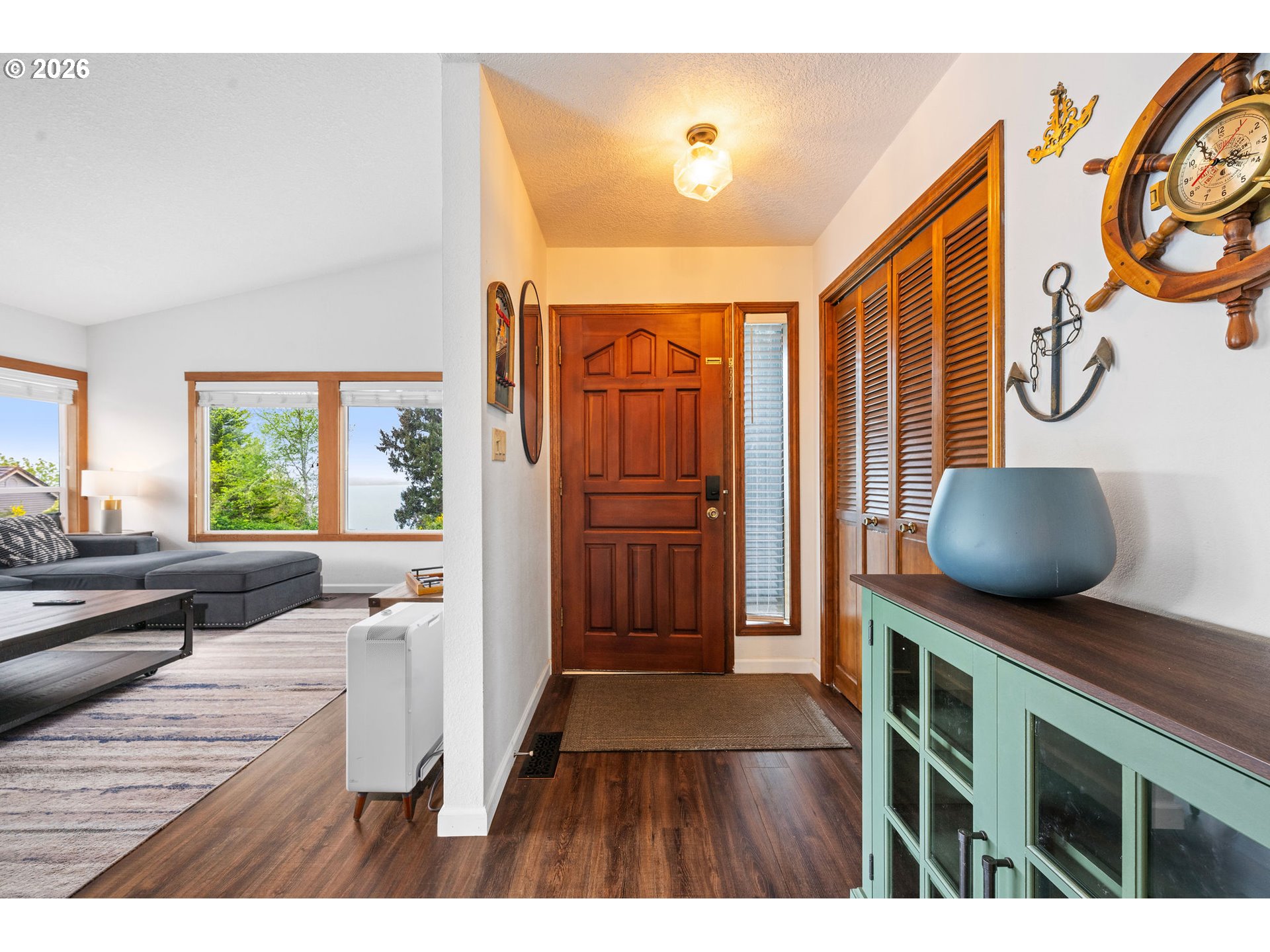 265 WALDORF CIR