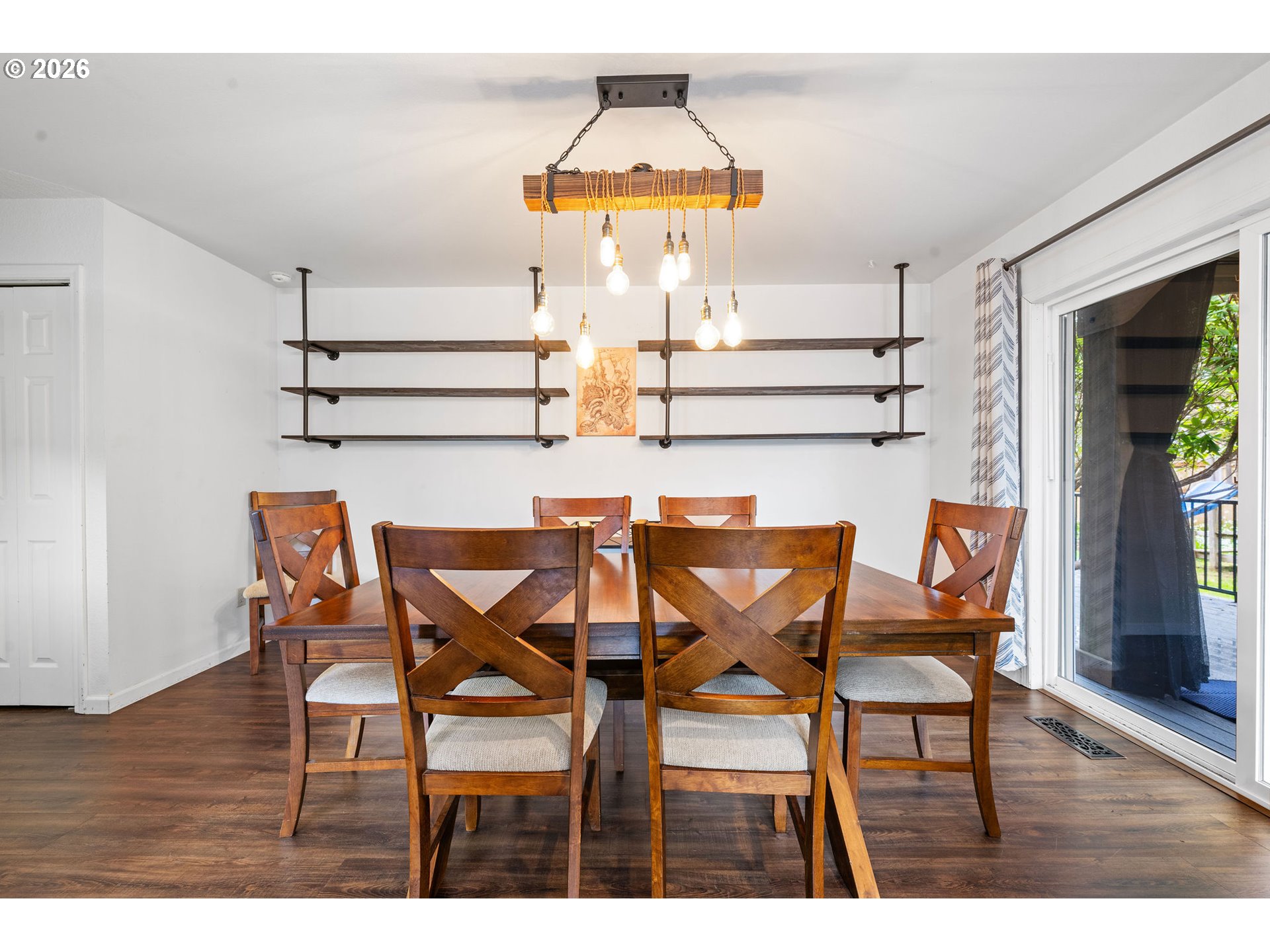 265 WALDORF CIR