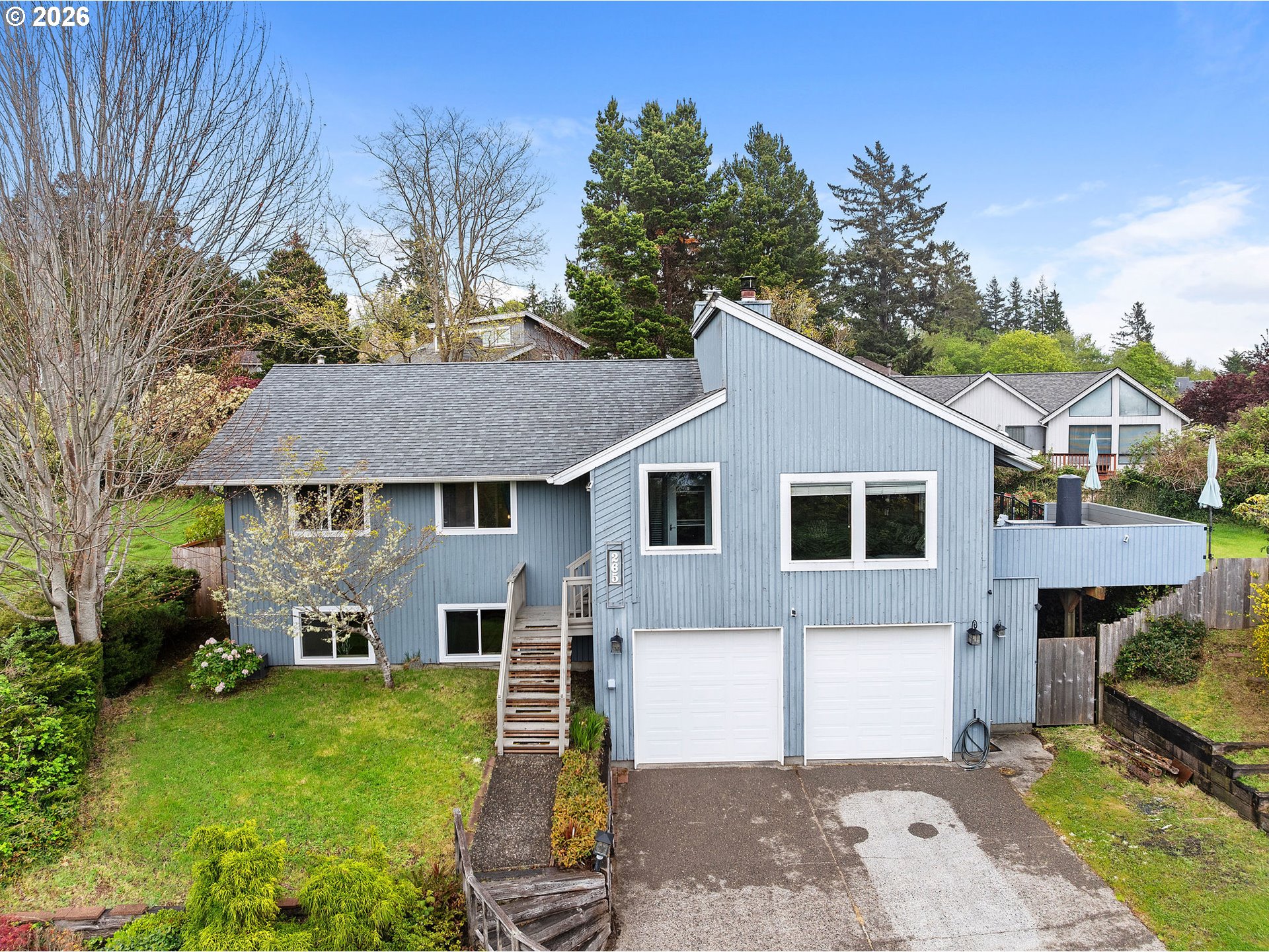 265 WALDORF CIR