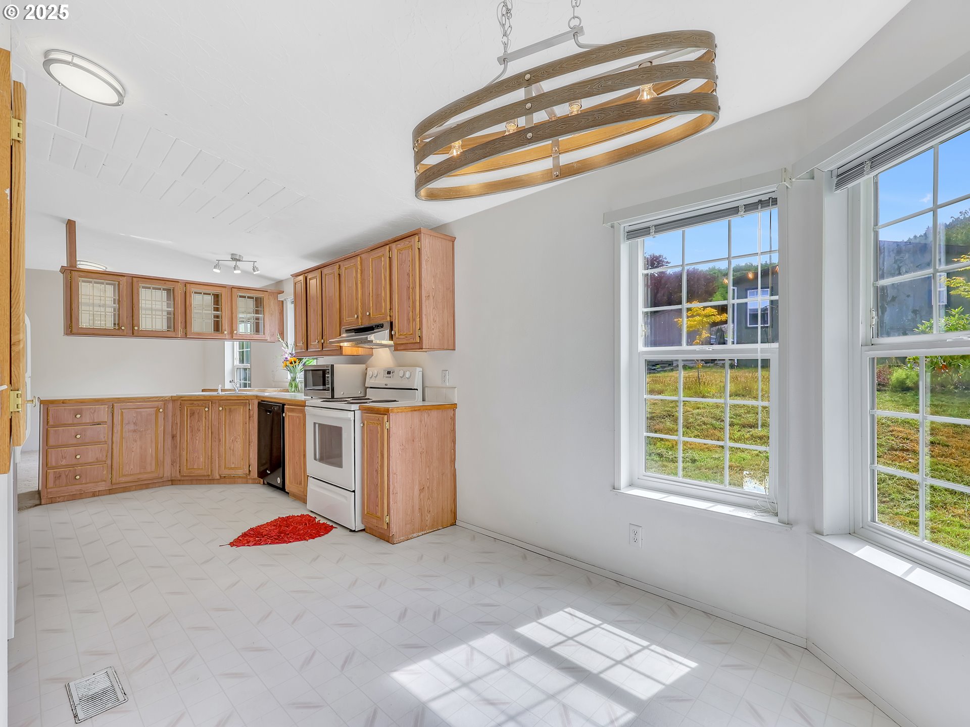 375 Forest CT
