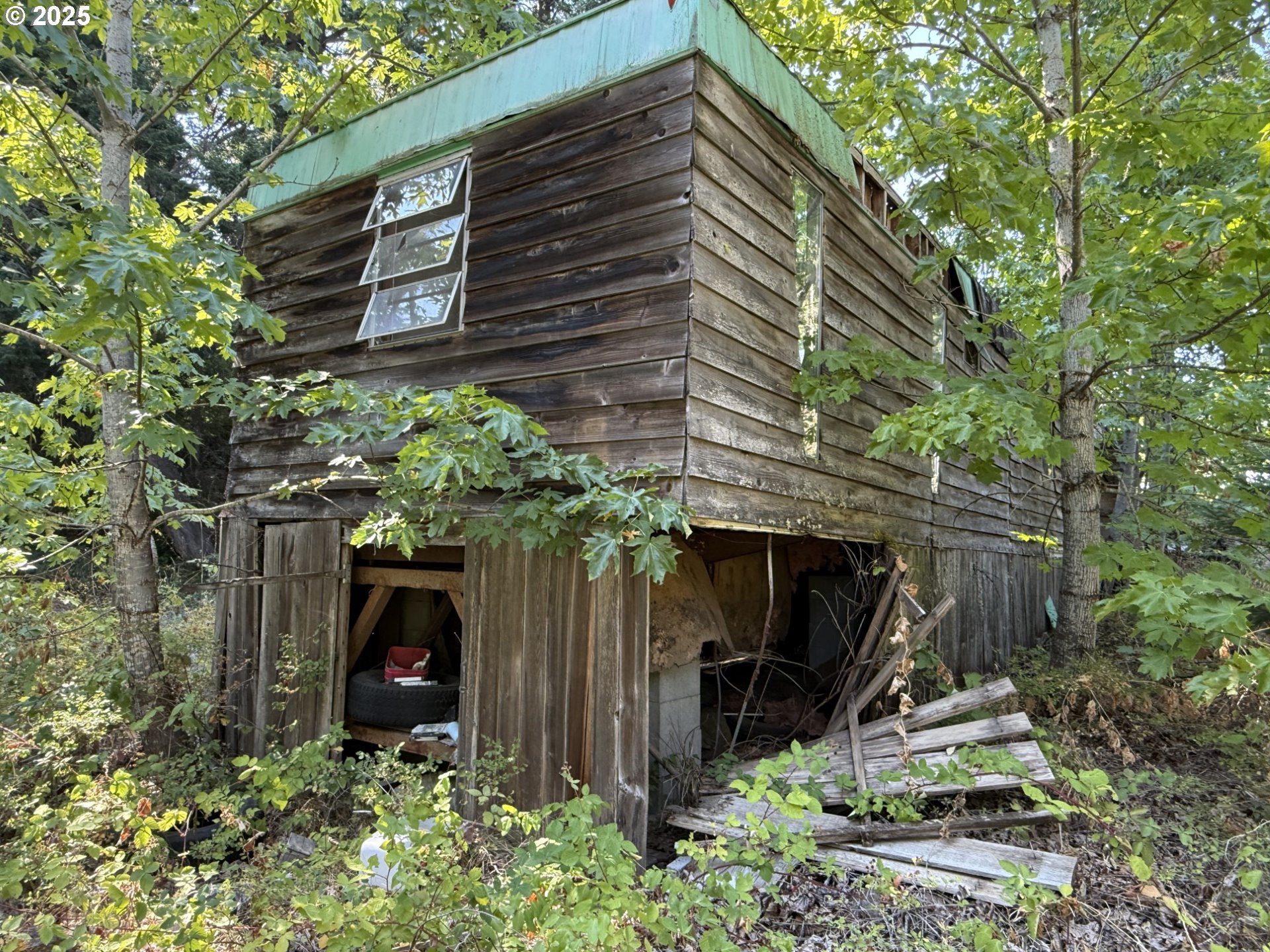 121 Cooke RD
