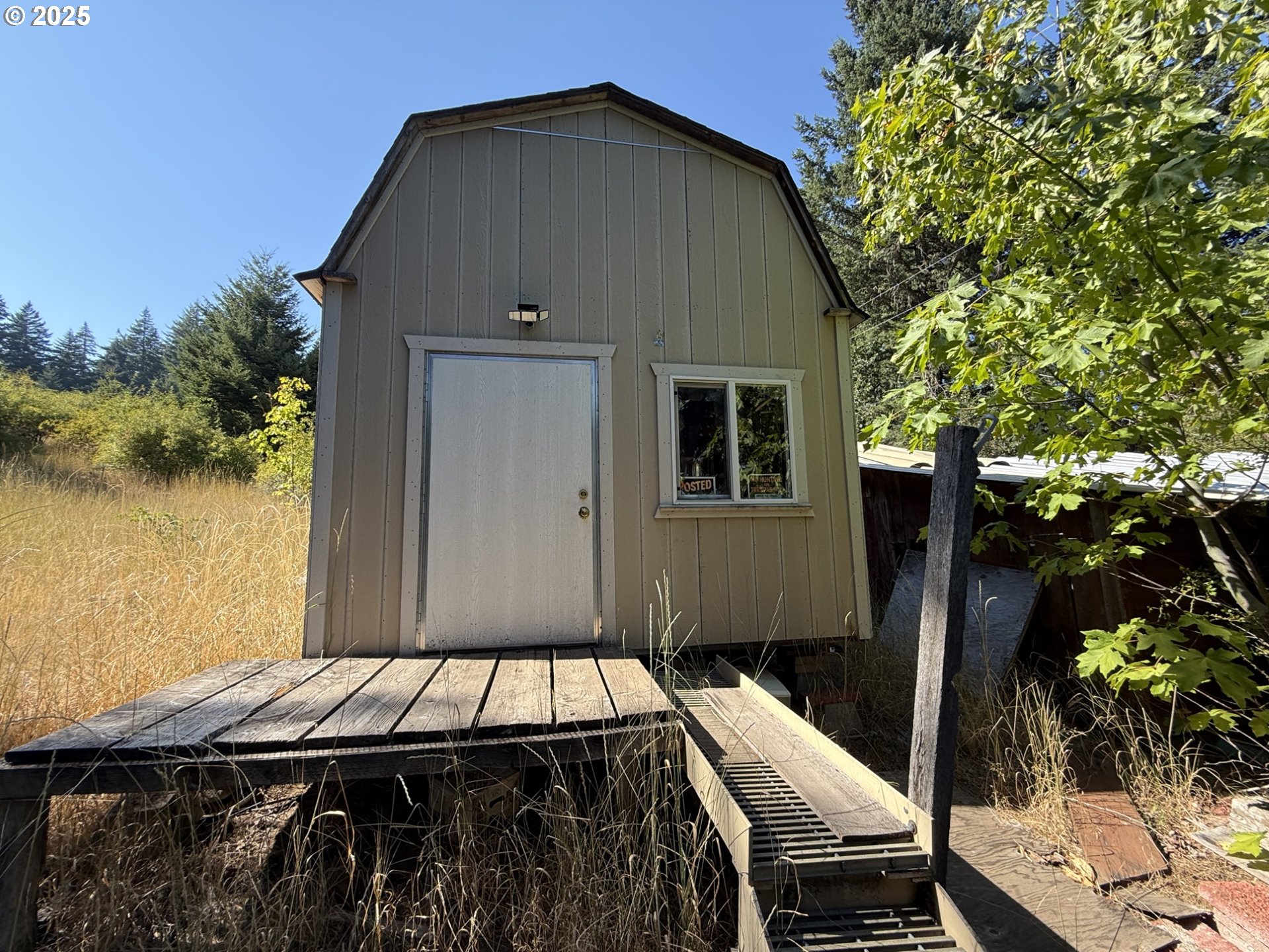 121 Cooke RD