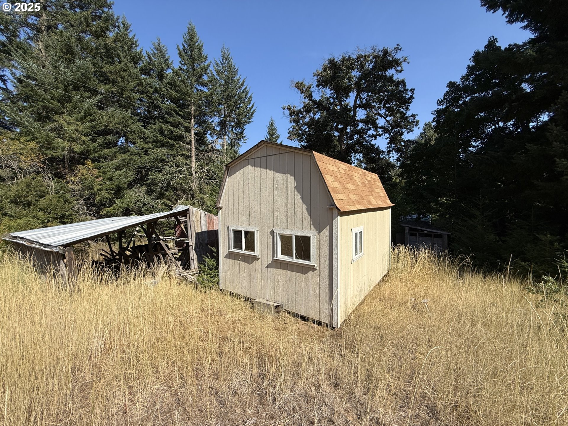 121 Cooke RD