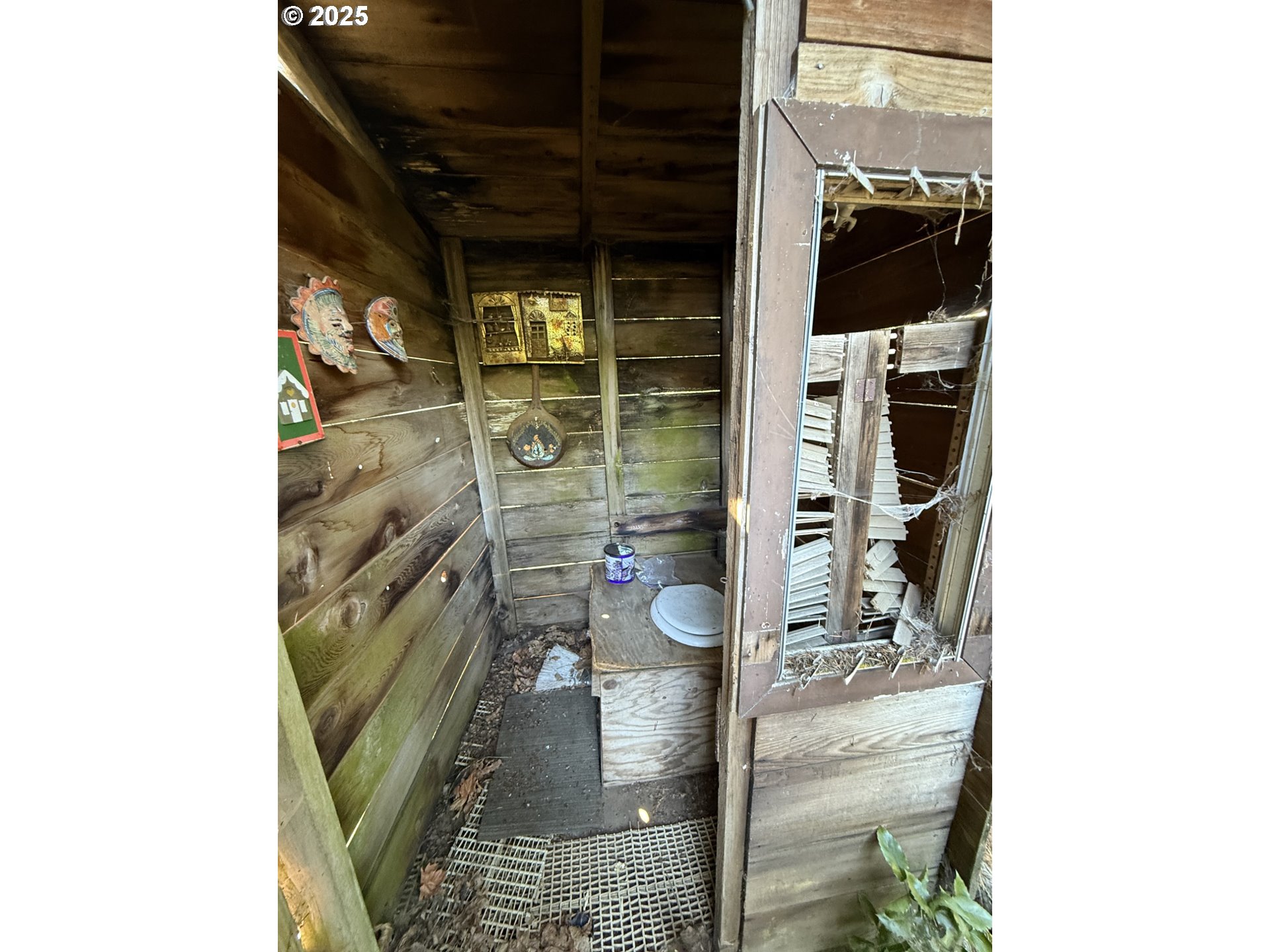 121 Cooke RD