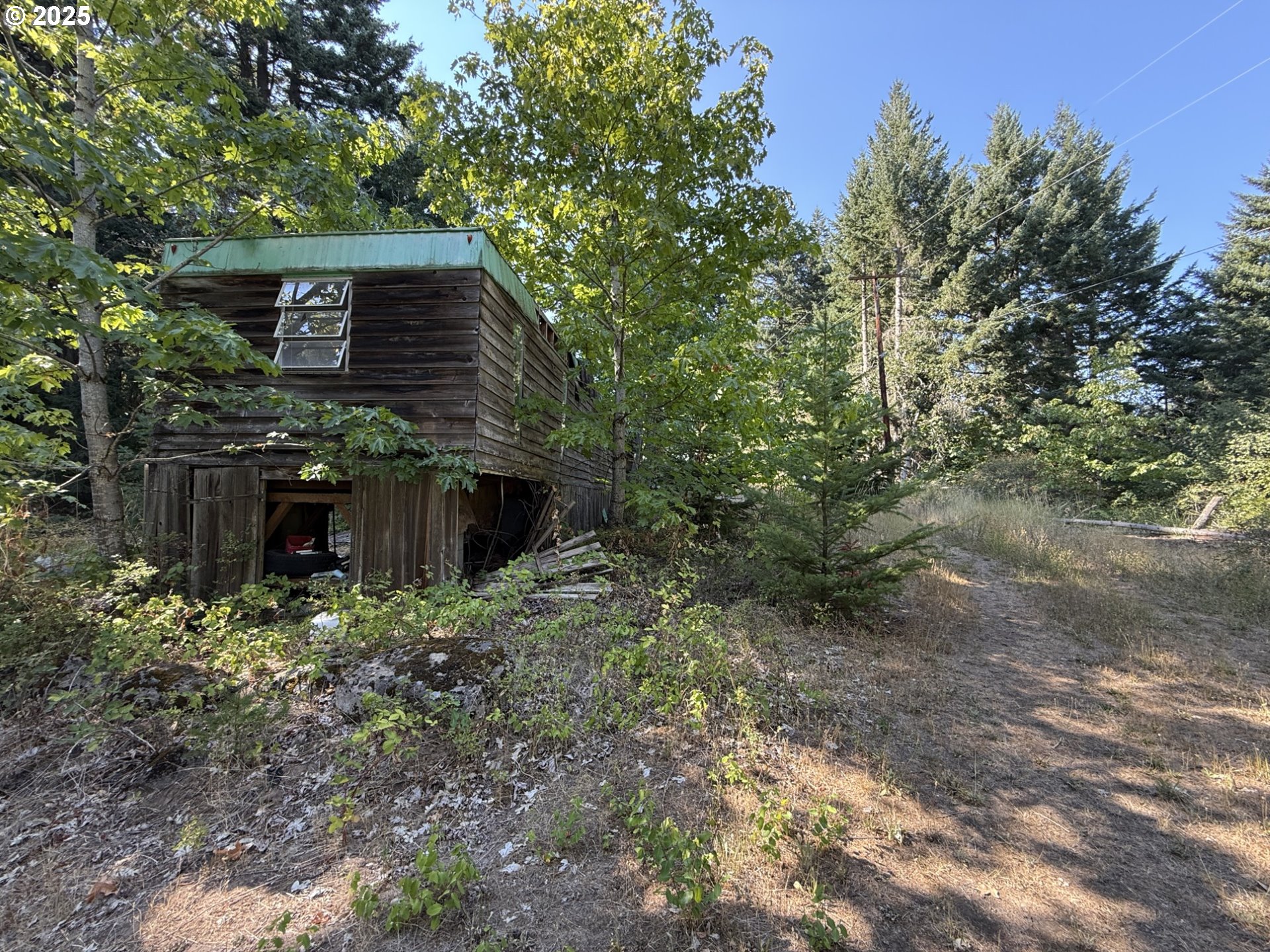 121 Cooke RD