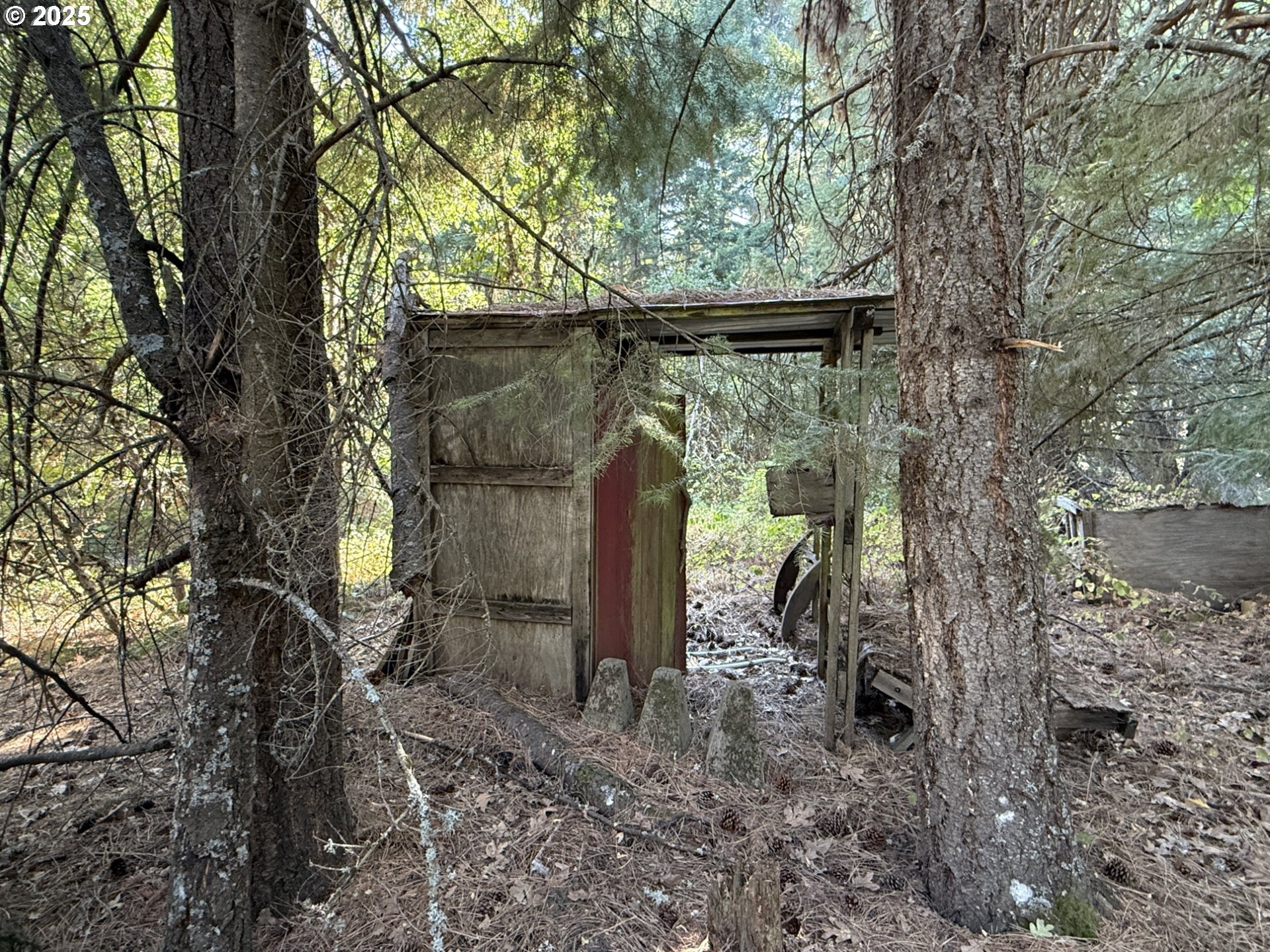 121 Cooke RD
