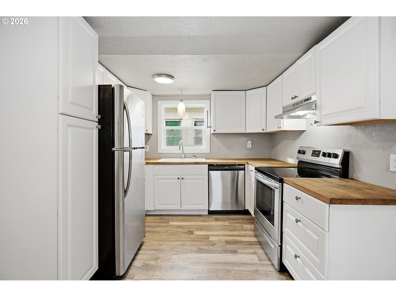 417 E COURT ST