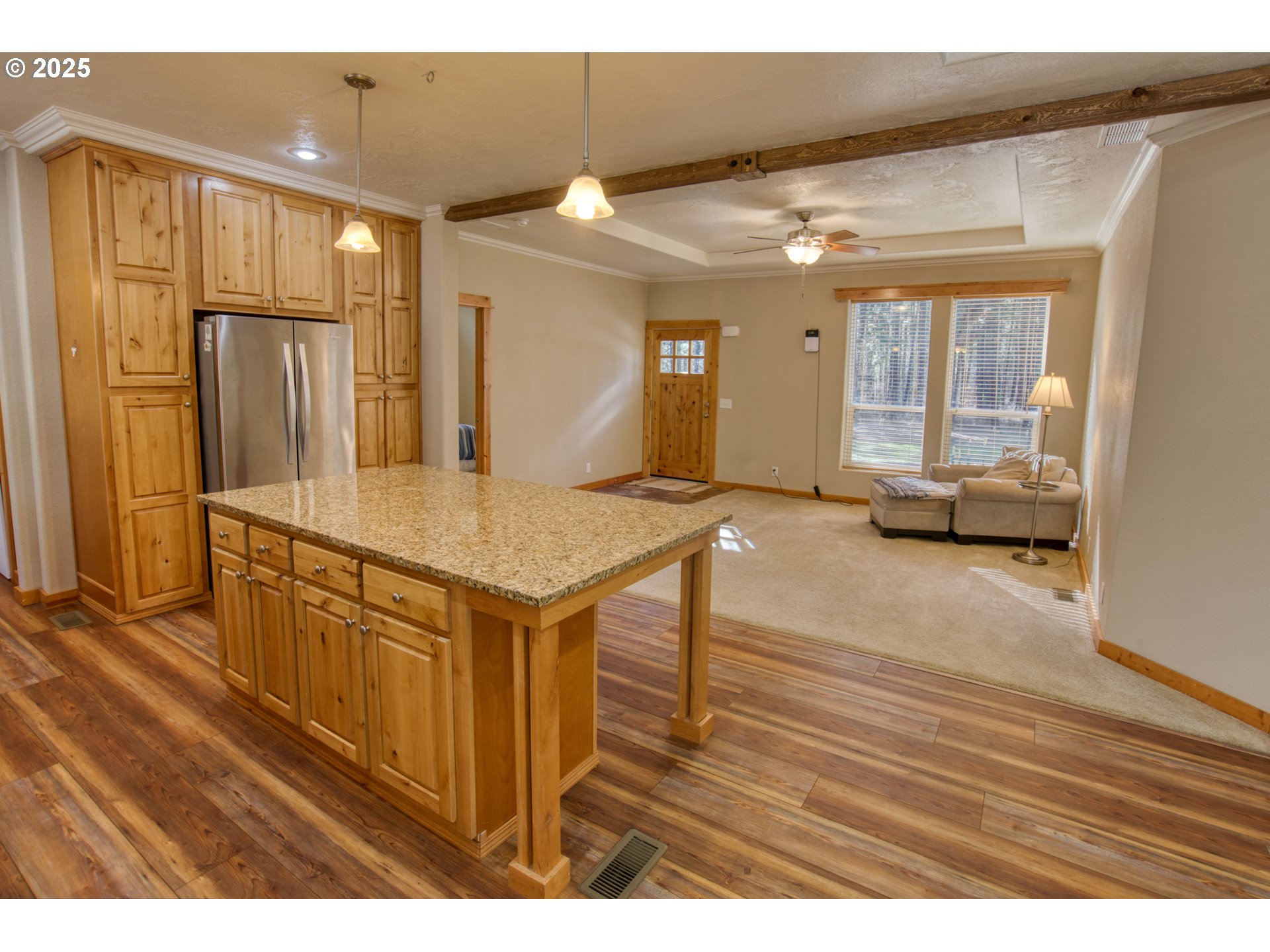 54 W Aspen LN