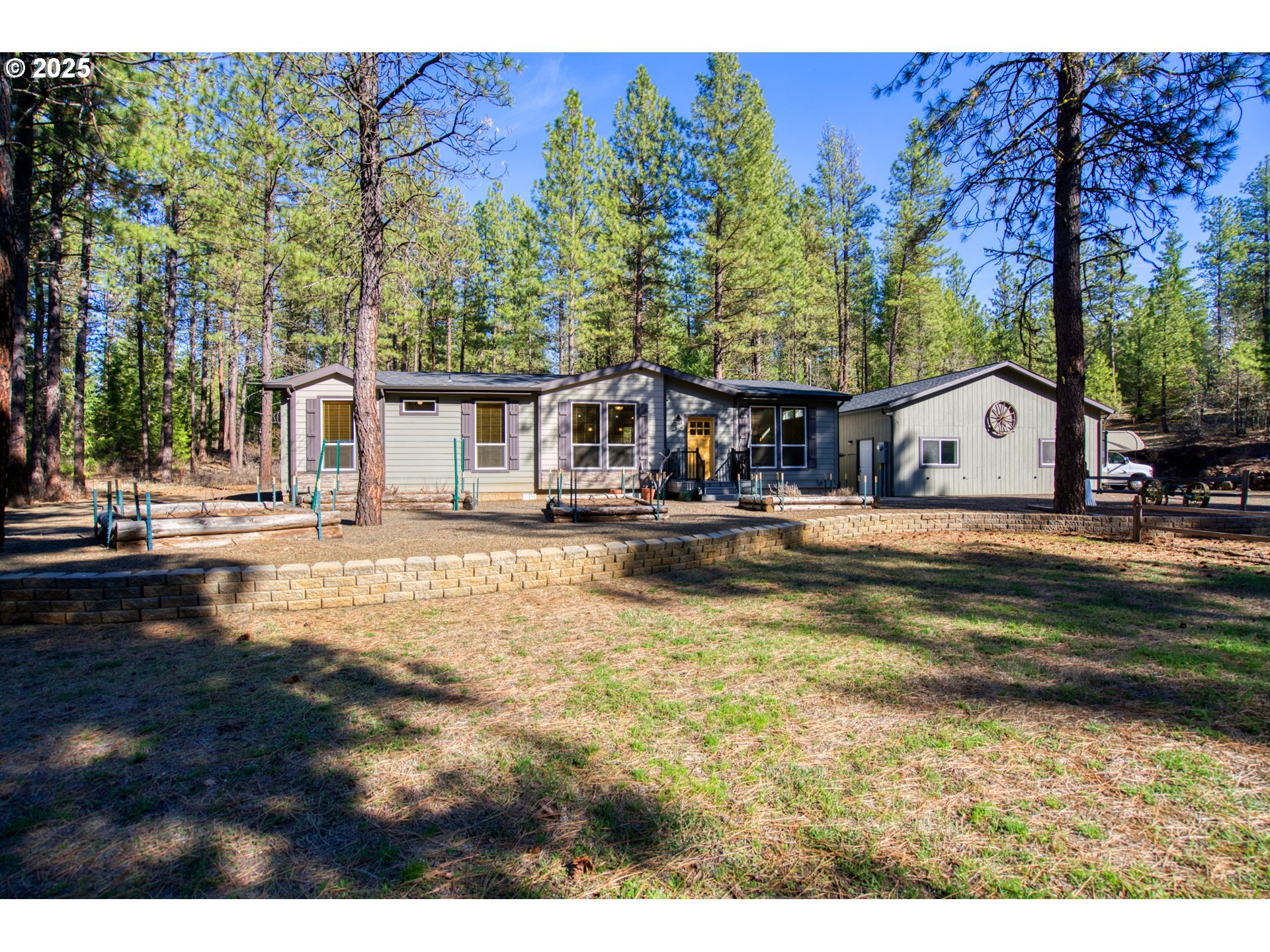 54 W Aspen LN