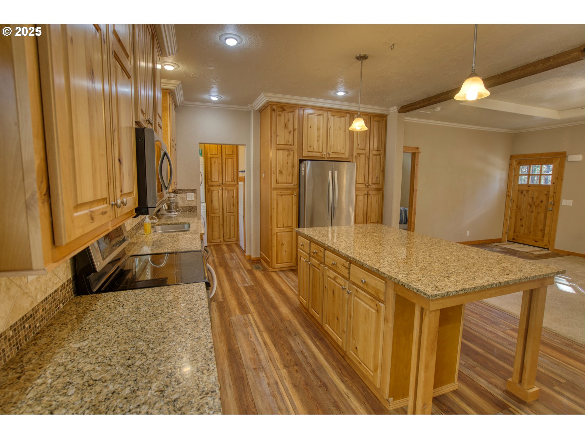 54 W Aspen LN