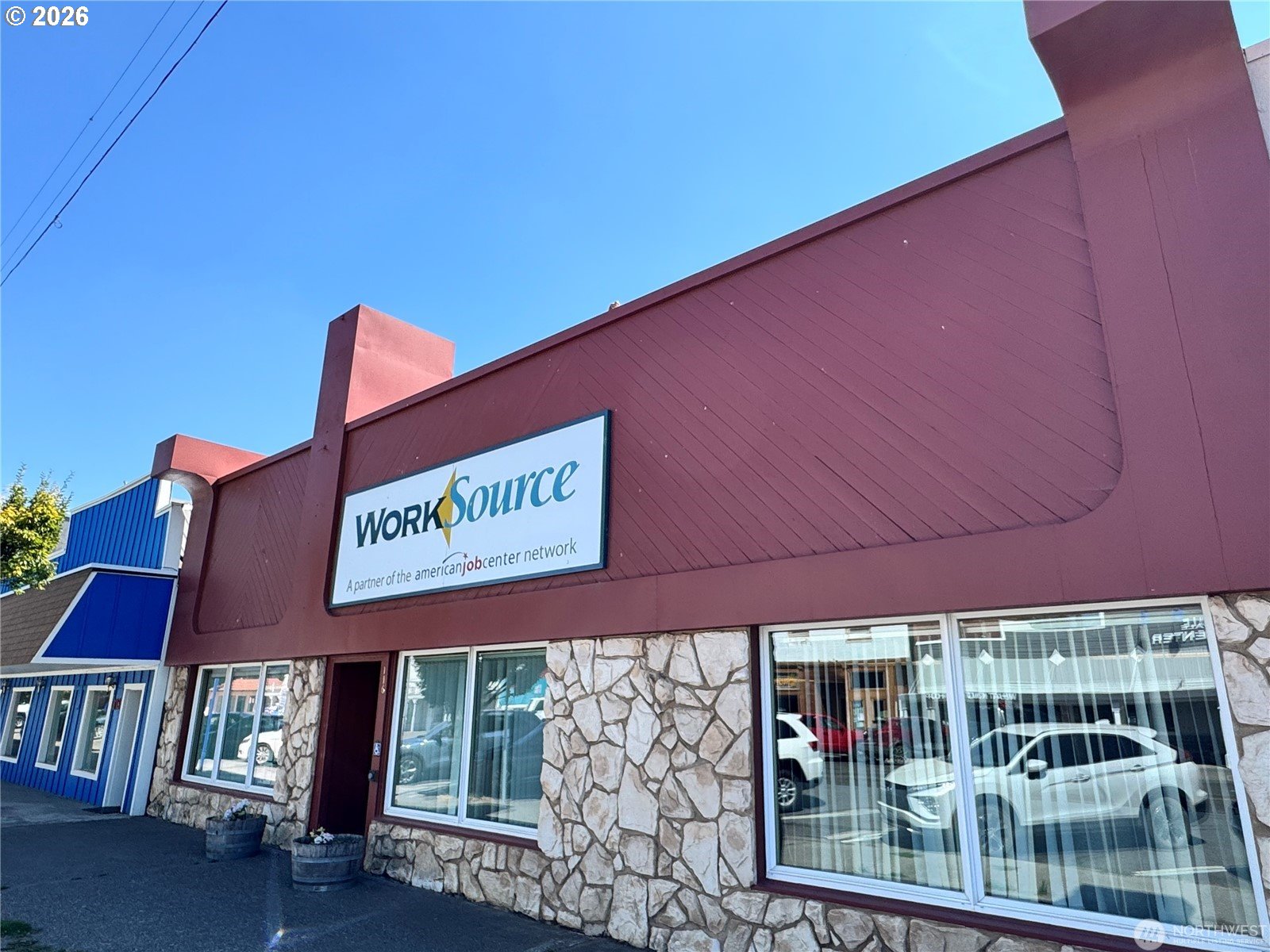 116 E Main ST
