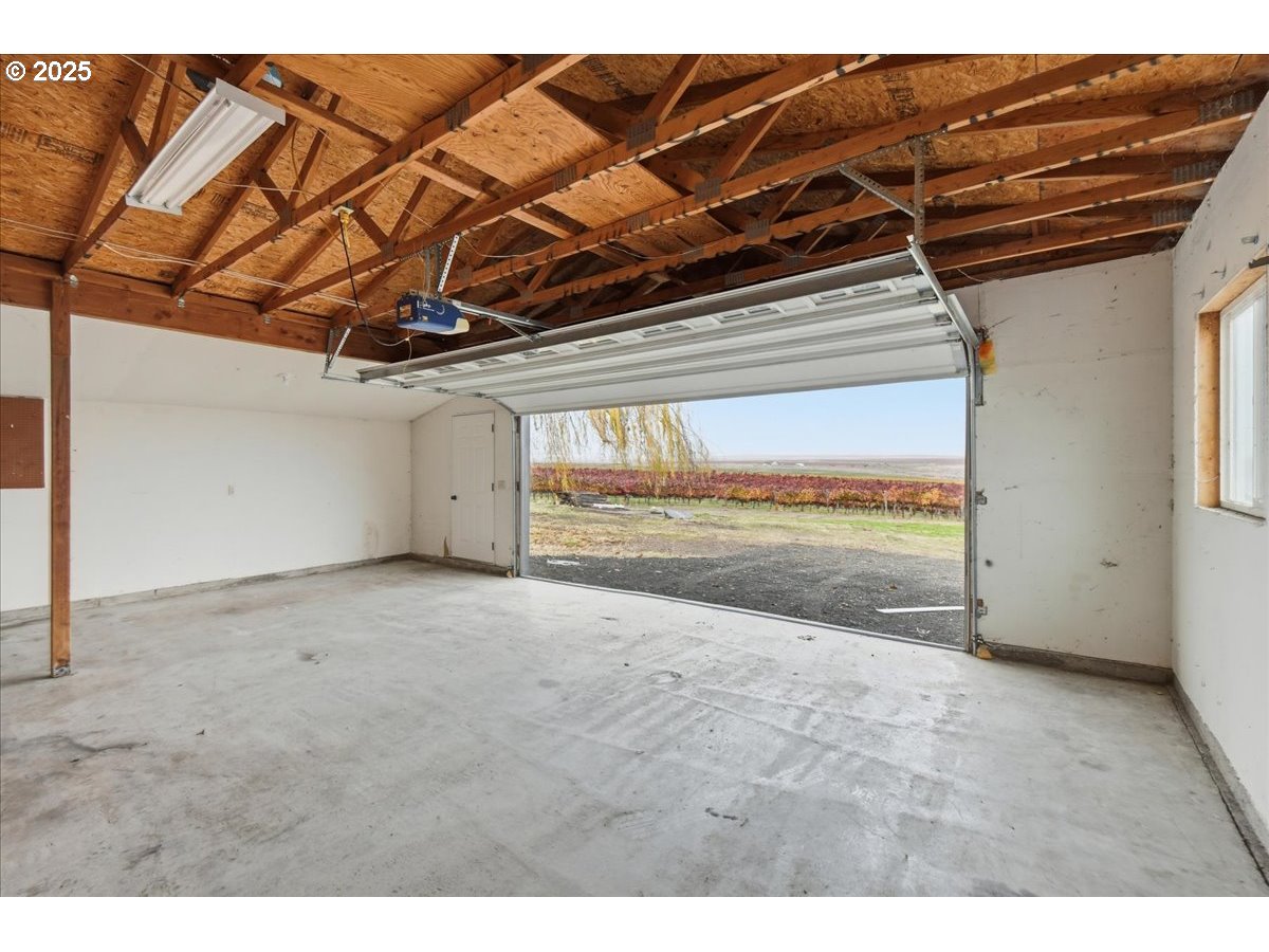 499 ALDERDALE RD